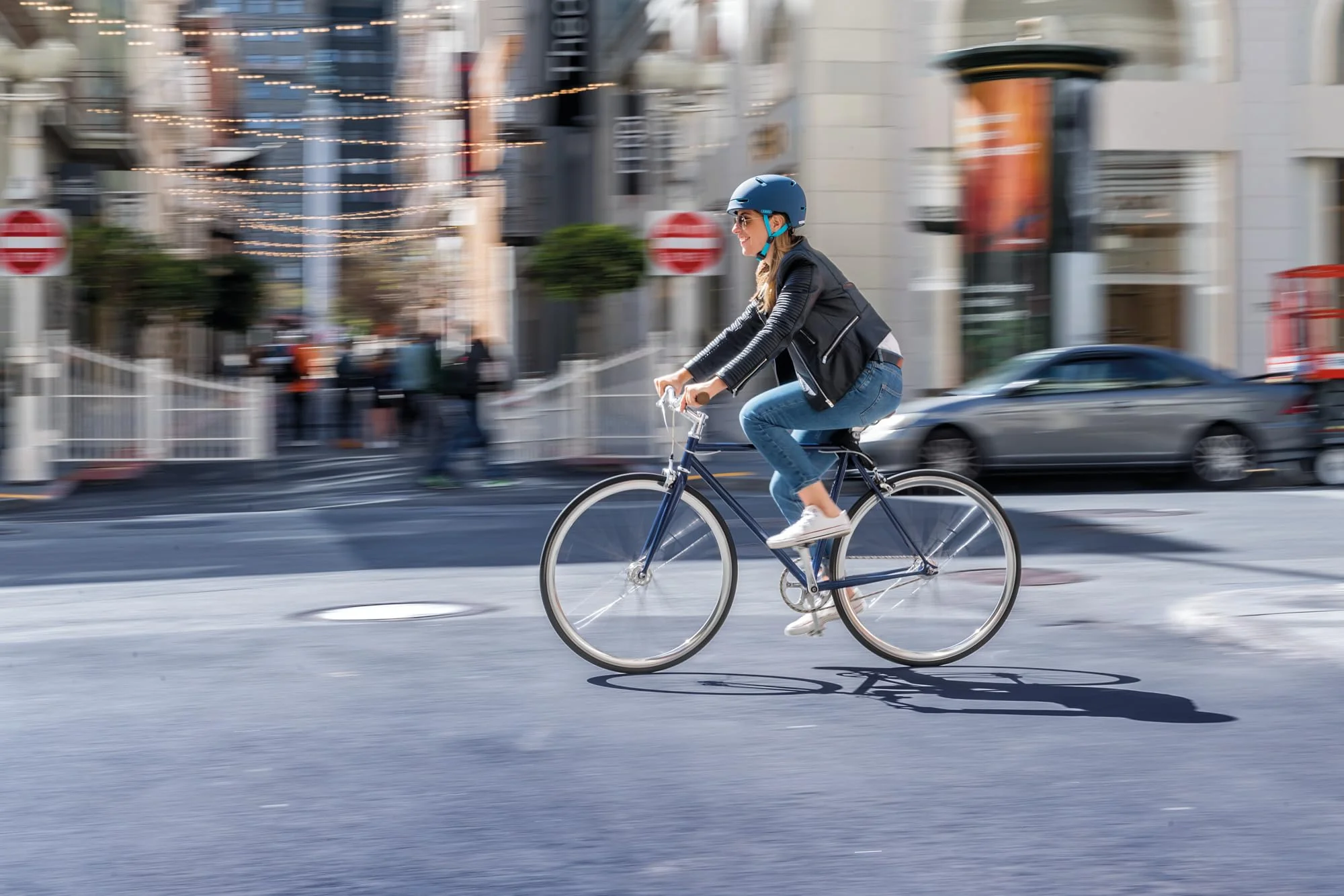 ABUS Stadthelm Scraper 3.0 ACE - Robuster Fahrradhelm für den Stadtverkehr - für Damen und Herren - Orange, Größe M - Image 5