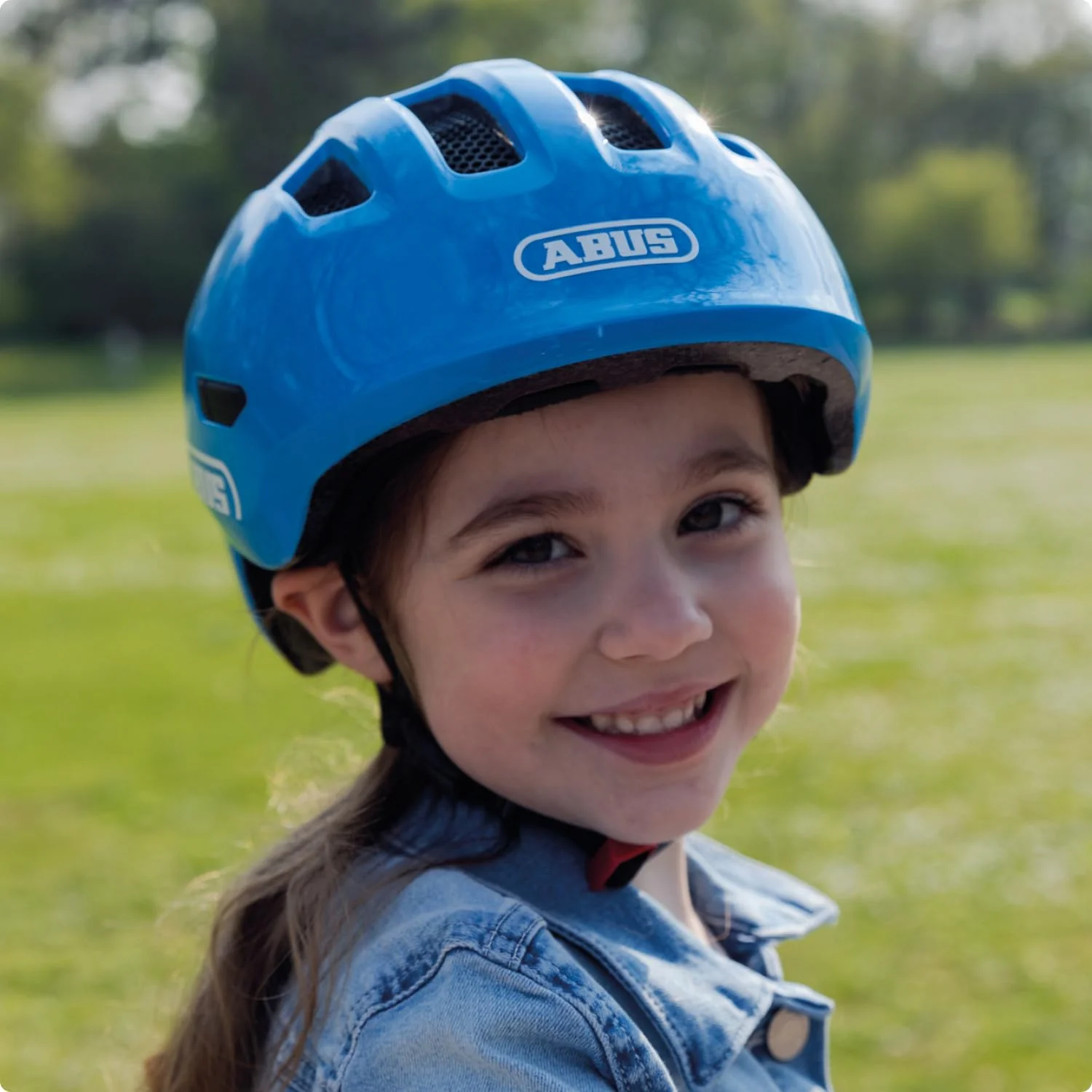 ABUS Unisex Fahrradhelm, Hellblau (Blue Croco), M (50-55 cm) - Image 4