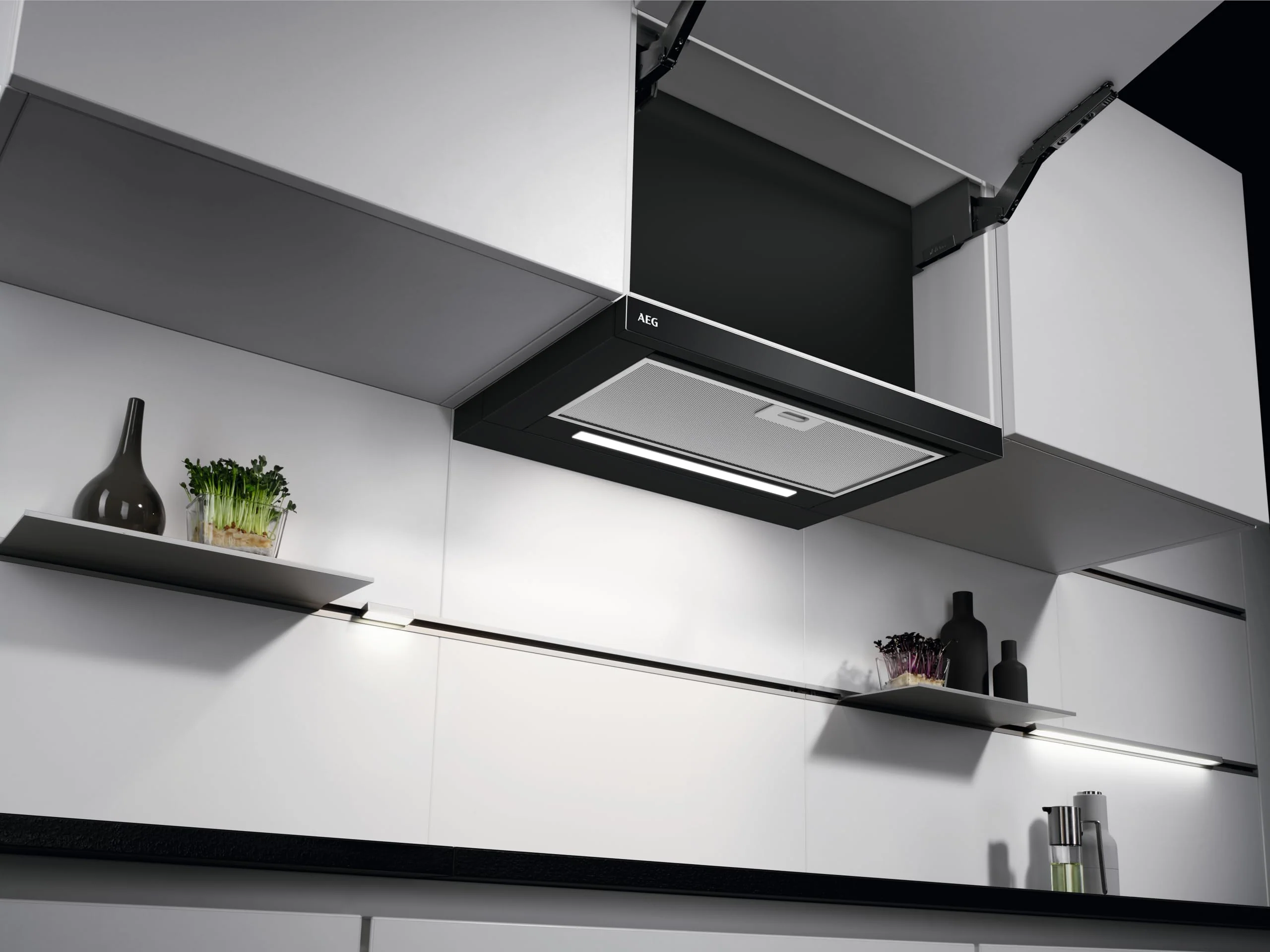 AEG DPE5660B Flachschirm-Dunstabzugshaube – Abluft oder Umluft – max. 600 m³/h im Abluftbetrieb mit max. 68 dB(A) – Energiekl. A – LED-Beleuchtung – Druck-Tasten – Schwarz - Image 6