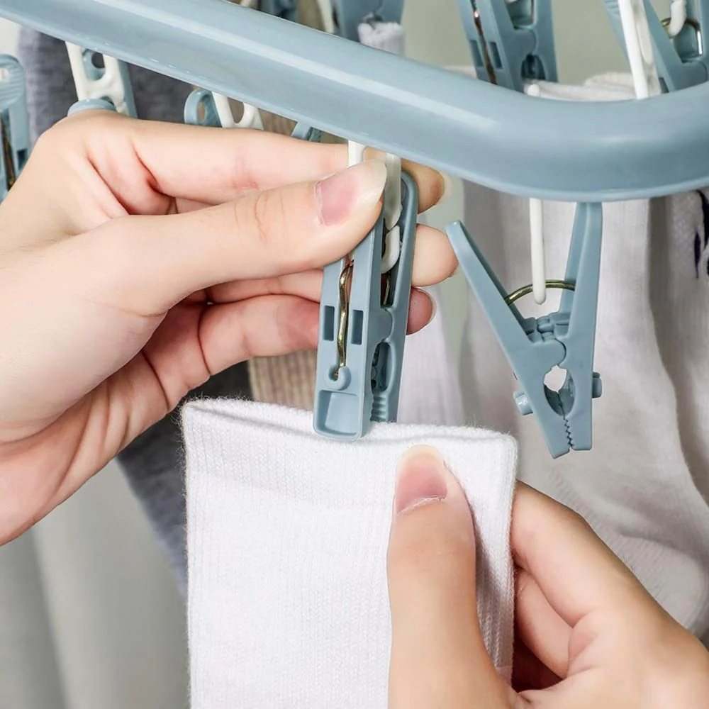 alladaga Faltbarer Wäscheständer with 32 Clips Drehhaken Winddicht Kleiderbügel für Socken Unterwäsche Handtücher - Image 5