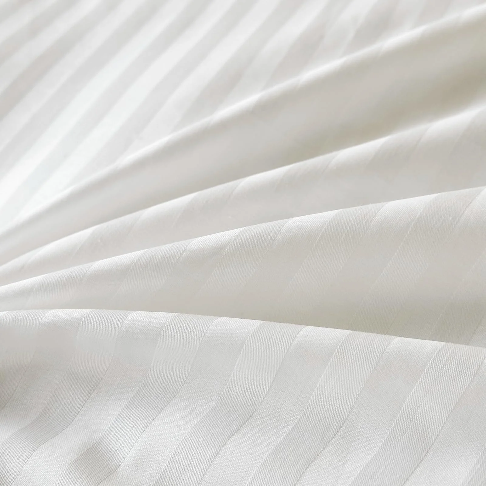 Amolavet Hotel Bettwäsche 135x200 Baumwolle Weiß 2teilig Set Bettwäsche 135x200 Mako Satin Baumwolle Damast Streifen Weiss mit Reißverschluss für Ganzjährig - Image 7