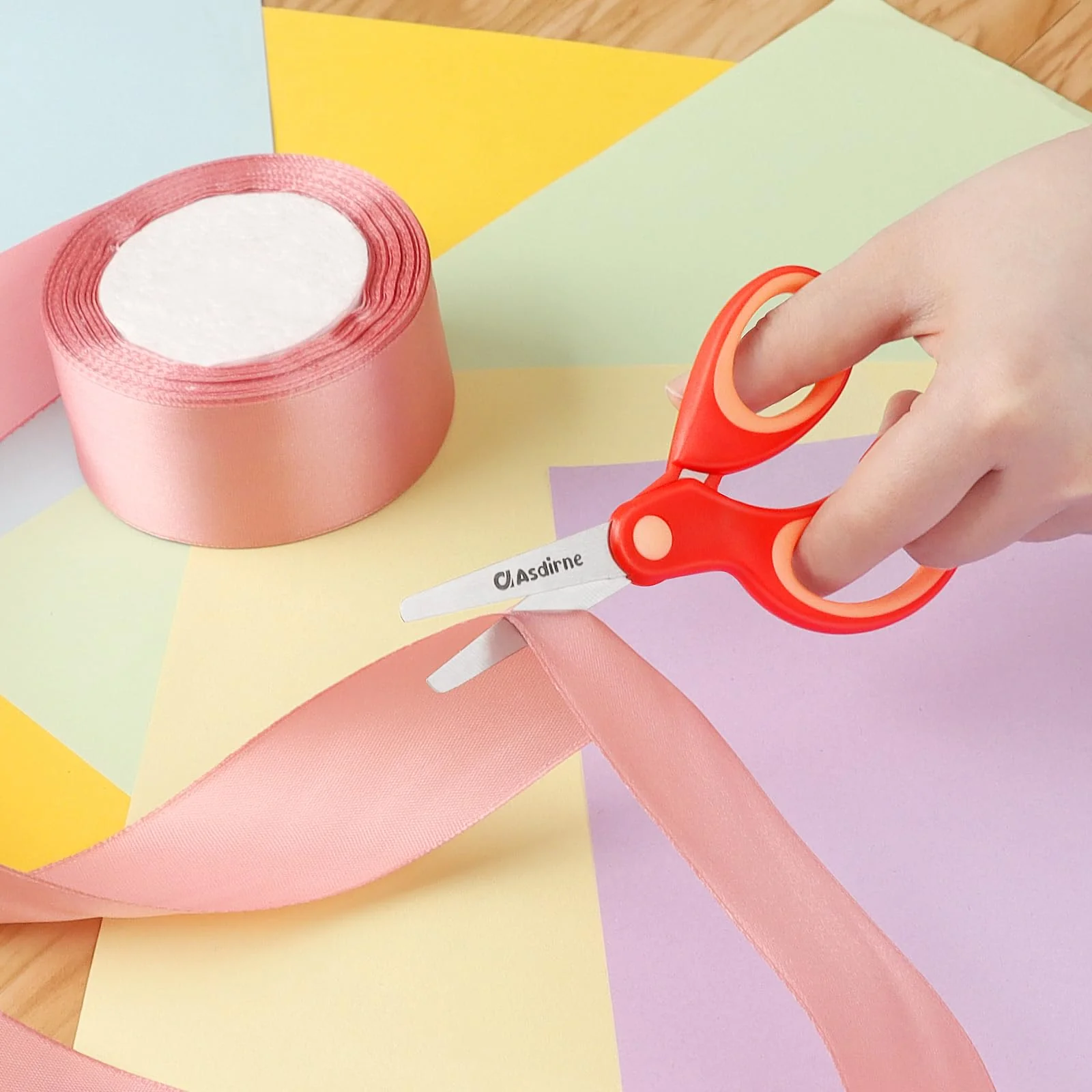 Asdirne Linkshänder Kinderschere, Sicherheitsschere für Kinder, Bastelschere mit stumpfer Spitze, Edelstahlklingen und weichem Griff, ideal für Zuhause und Schule, 13,5 cm, 3 Stück - Image 3