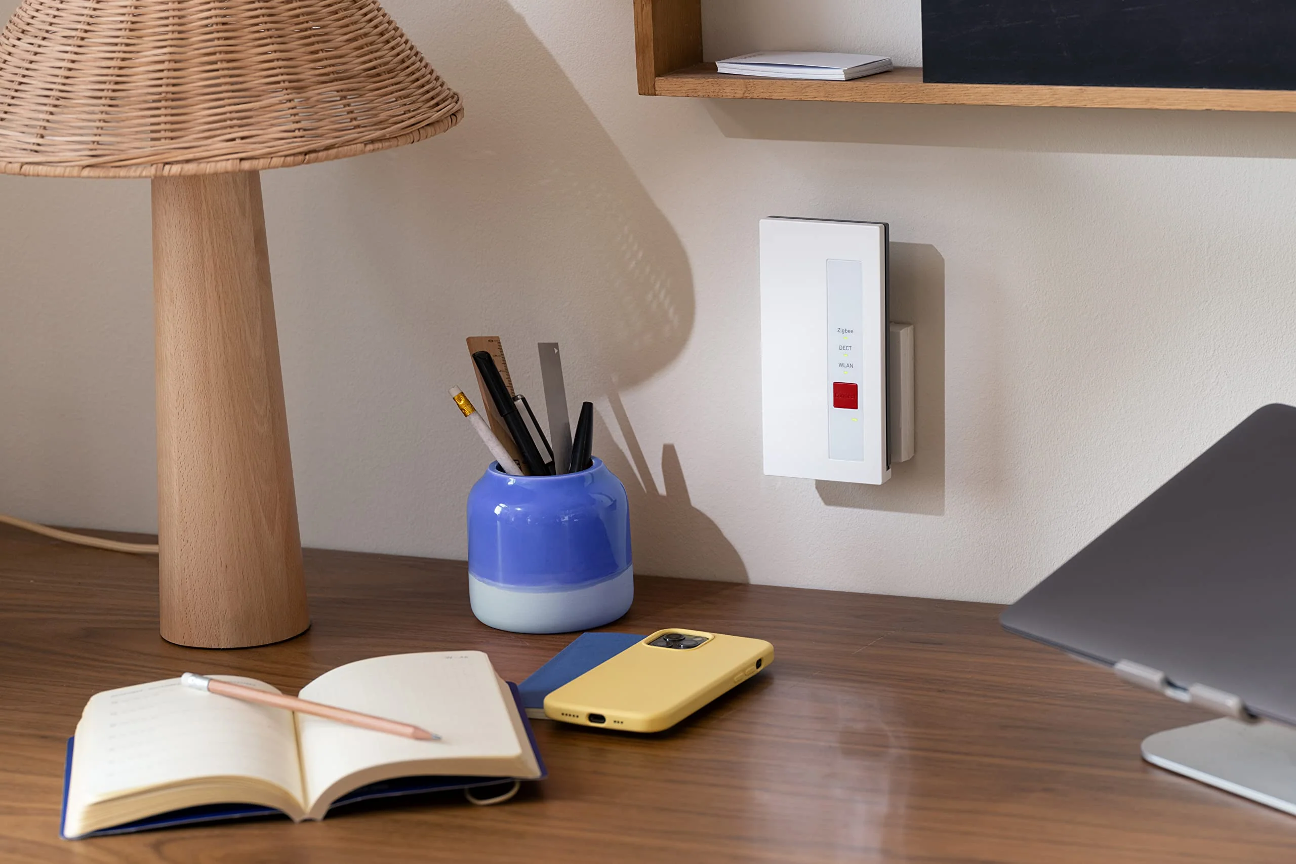 AVM FRITZ!Smart Gateway: Einfache Anbindung von Zigbee- und DECT-ULE-Smart-Home-Geräten, Matter-Bridge-Funktion, Erweiterung der Geräteanzahl im Smart Home und stabile Verbindung über WLAN/LAN - Image 8