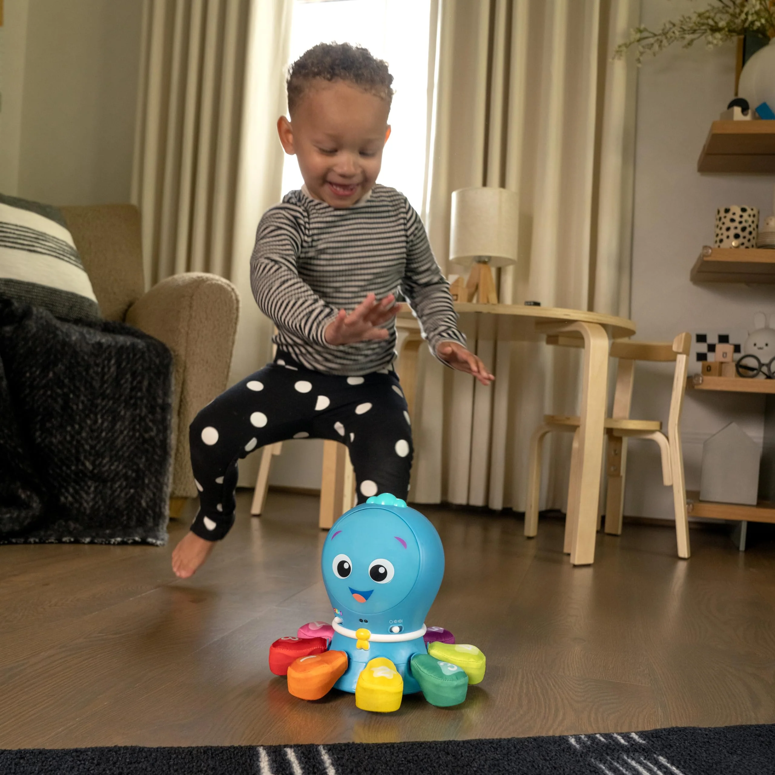Baby Einstein Ocean Explorers Go Opus Go 4-in-1 Krabbeln & Fangen Aktivitäten Lernspielzeug, Musik und Lichter, Alter 3 Monate bis 5 Jahre - Image 2