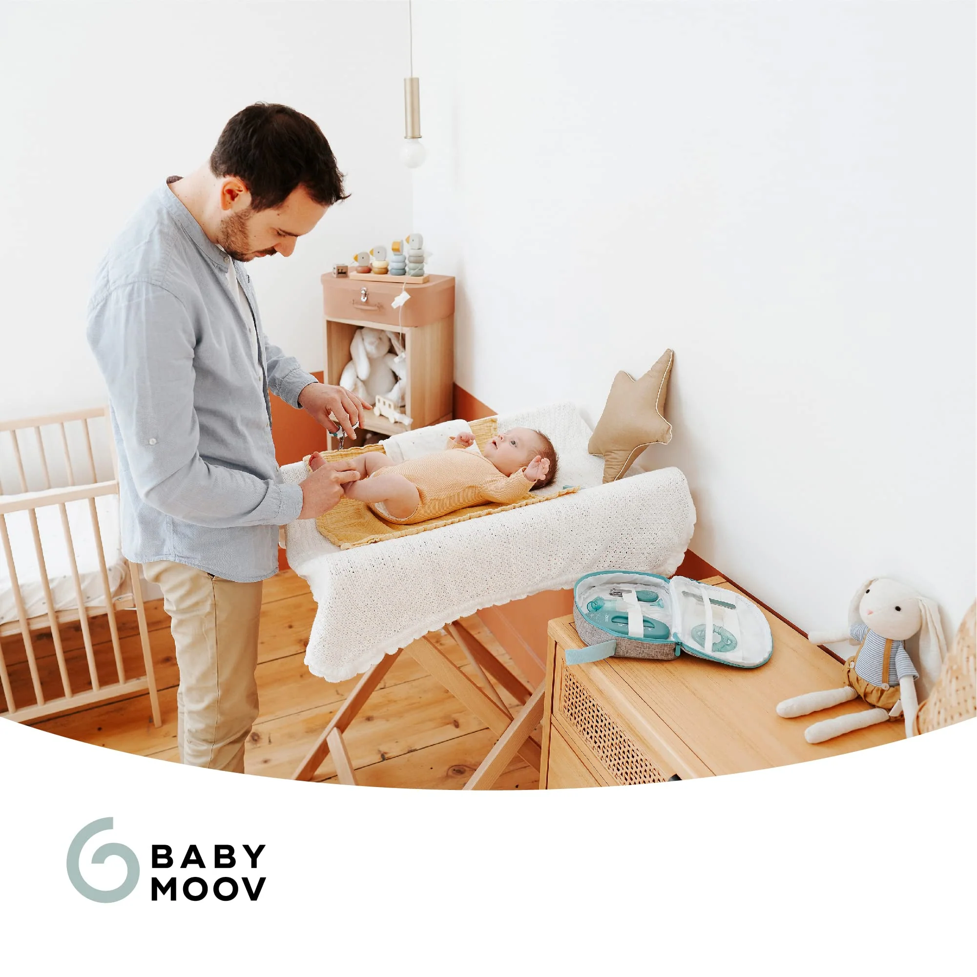 Babymoov Babypflege-Set Aqua - 9-teilig, ideal für die Baby Erstausstattung mit digitalem Fieberthermometer und Nasensauger - Image 2