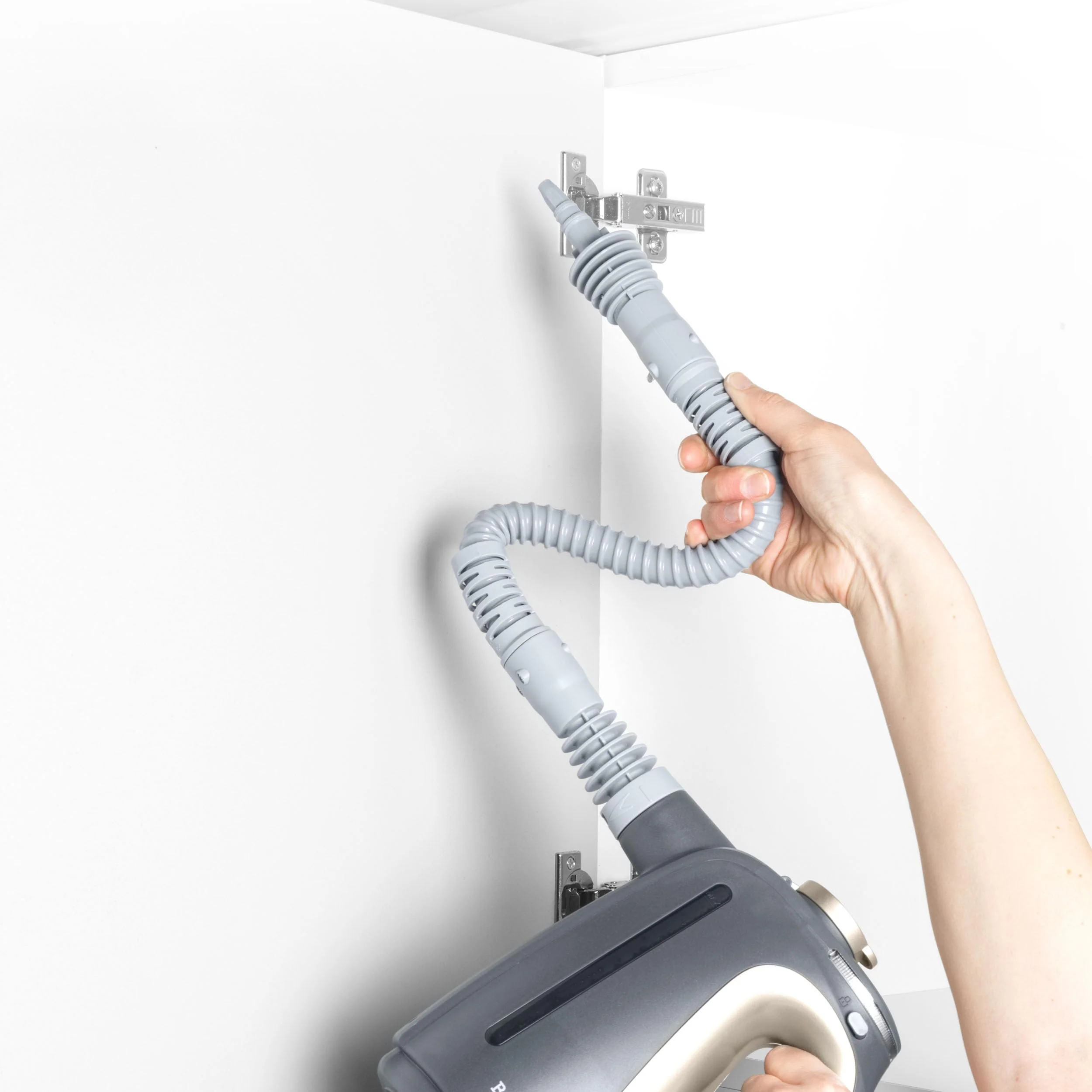 Beldray 15-in-1 Dampfreiniger – Multifunktionaler Handdampfer, chemiefreie Reinigung, einsatzbereit in 20 Sekunden. Mit Reinigungsbürsten, Bodenmopp-Pads & Düsen, 550ml Wassertank, 1350W - Image 6