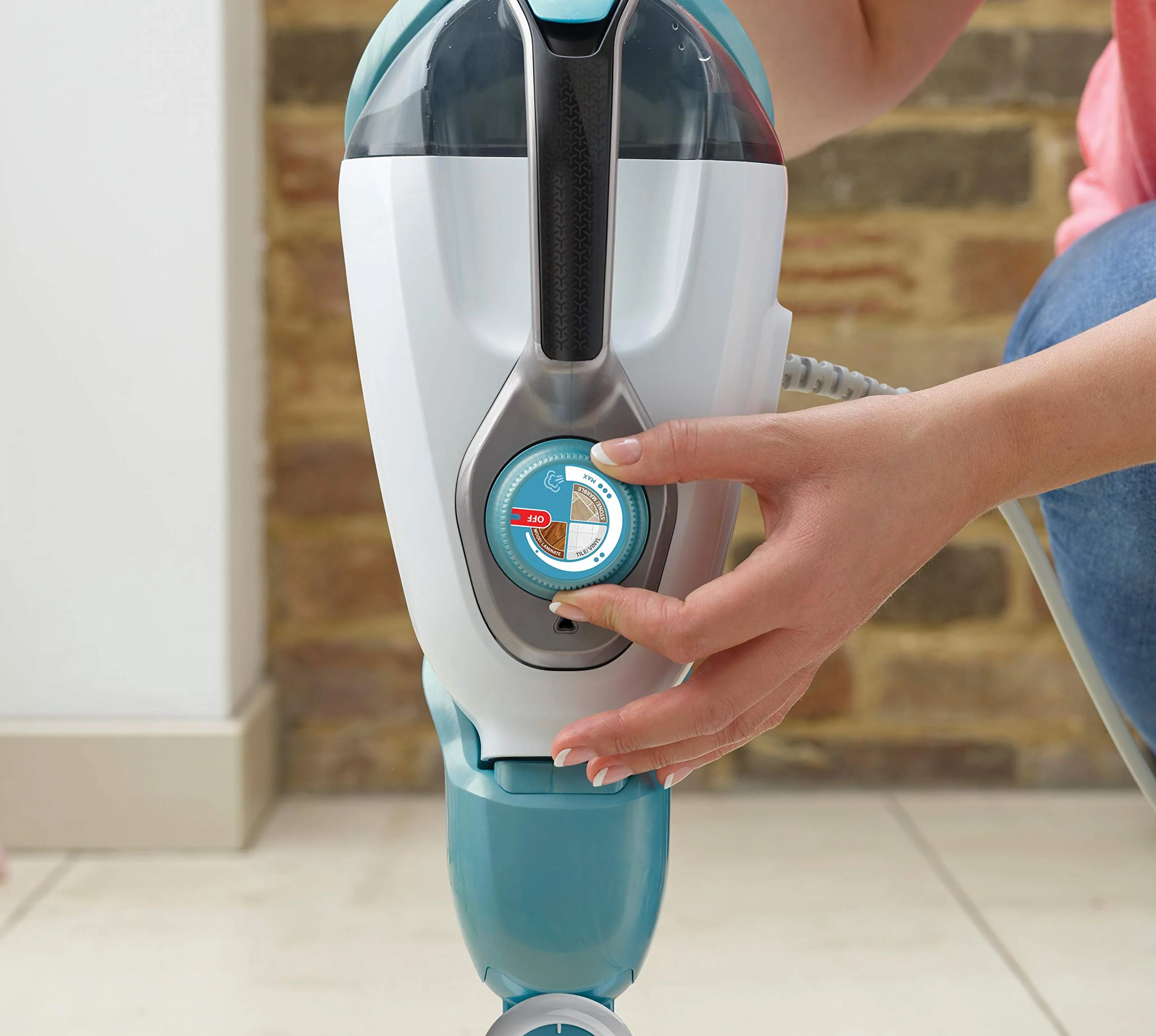 BLACK+DECKER BHSM168DSM-QS Dampfmopp 2-in-1, Leistung 1600 W, mit Delta-Kopf und SteaMitt, effiziente und umweltfreundliche Reinigung, AutoSelect-Technologie, inklusive Zubehör - Image 13