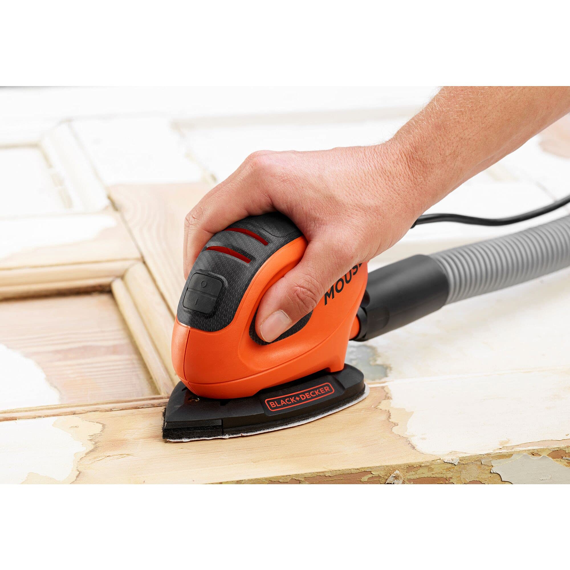 BLACK+DECKER Dreieckschleifer Mouse für staubfreies Schleifen (55 Watt Schleifmaschine, Schleifplatte 133 x 95 mm, Schleifen Polieren, inkl. Schleifpapiere + Fingerschleifpapier) BEW230BCA - Image 4