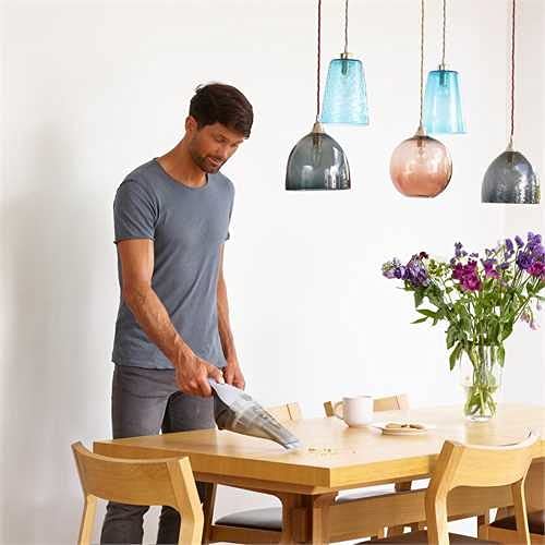 BLACK+DECKER Handstaubsauger Akku 7,2V Dustbuster (Handsauger beutellos + kabellos, breite Saugöffnung, spülmaschinenfester Staubfangbehälter inkl. Fugendüse & Ladestation mit Wandhalterung) NVC215W - Image 10