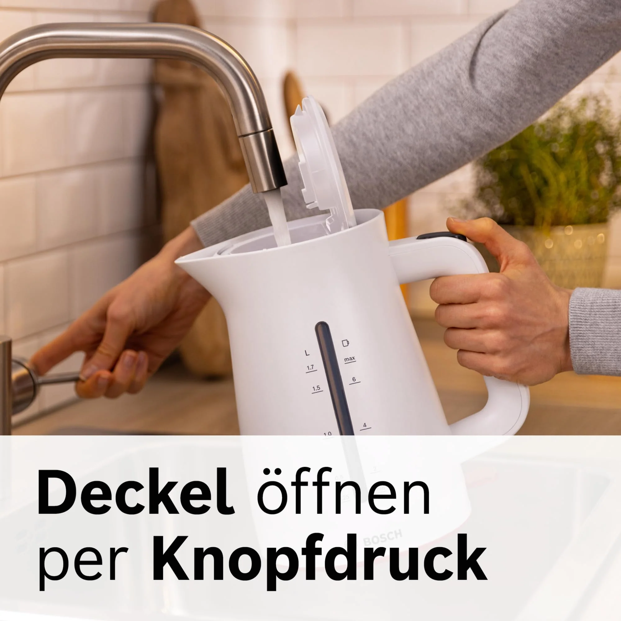 Bosch kabelloser Wasserkocher MyMoment TWK3M121, Abschaltautomatik, Überhitzungsschutz, Tassenanzeige, beidseitige Wasserstandsanzeige, entnehmbarer Kalkfilter, 1,7 L, 2400 W, Weiß matt - Image 6