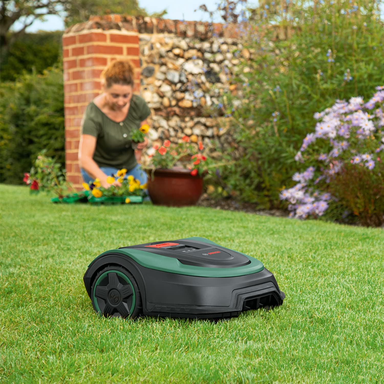 Bosch Rasenmäher Roboter Indego S+ 500 (mit 18V Akku und App-Funktion, Ladestation enthalten, Schnittbreite 19 cm, für Rasenflächen bis 500 m², im Karton) - Image 3