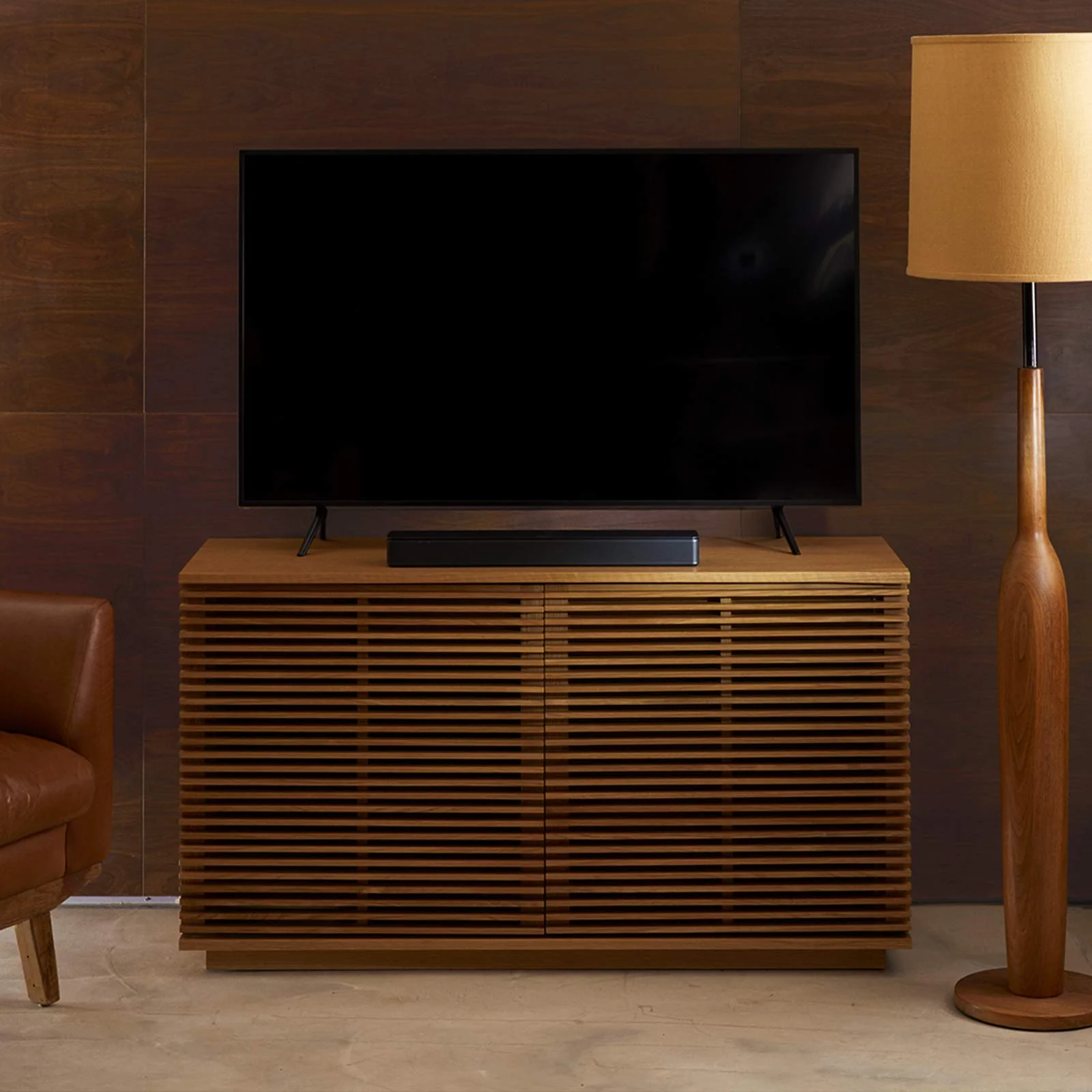 Bose TV Speaker – kompakte Soundbar mit Bluetooth-Verbindung, Black - Image 3