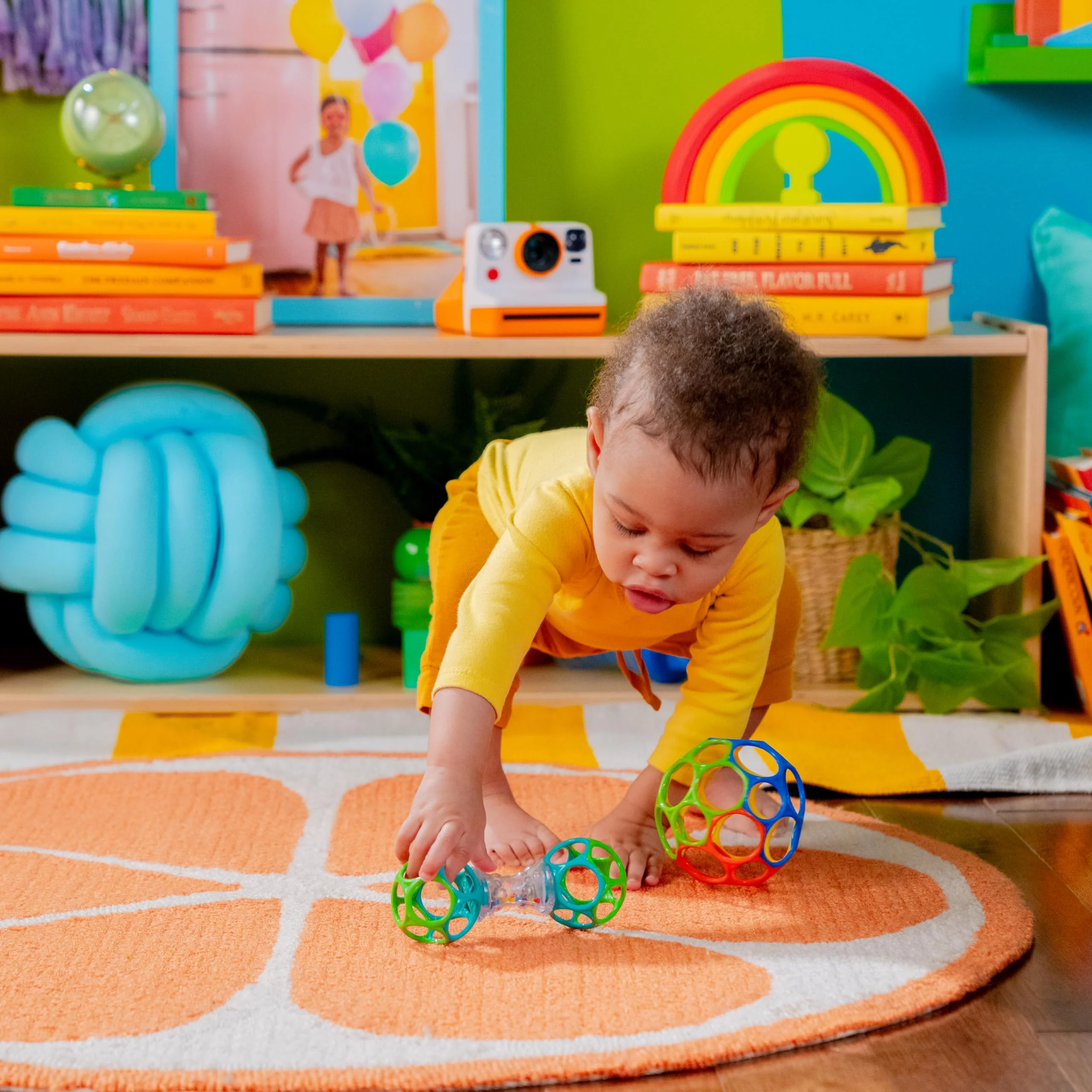 Bright Starts Easy-Grasp Oball Bundle Geschenk-Set - Grasp the Day, Ball und Rasselspielzeug 2er-Pack, BPA-frei, Unisex, Newborn+ - Image 9