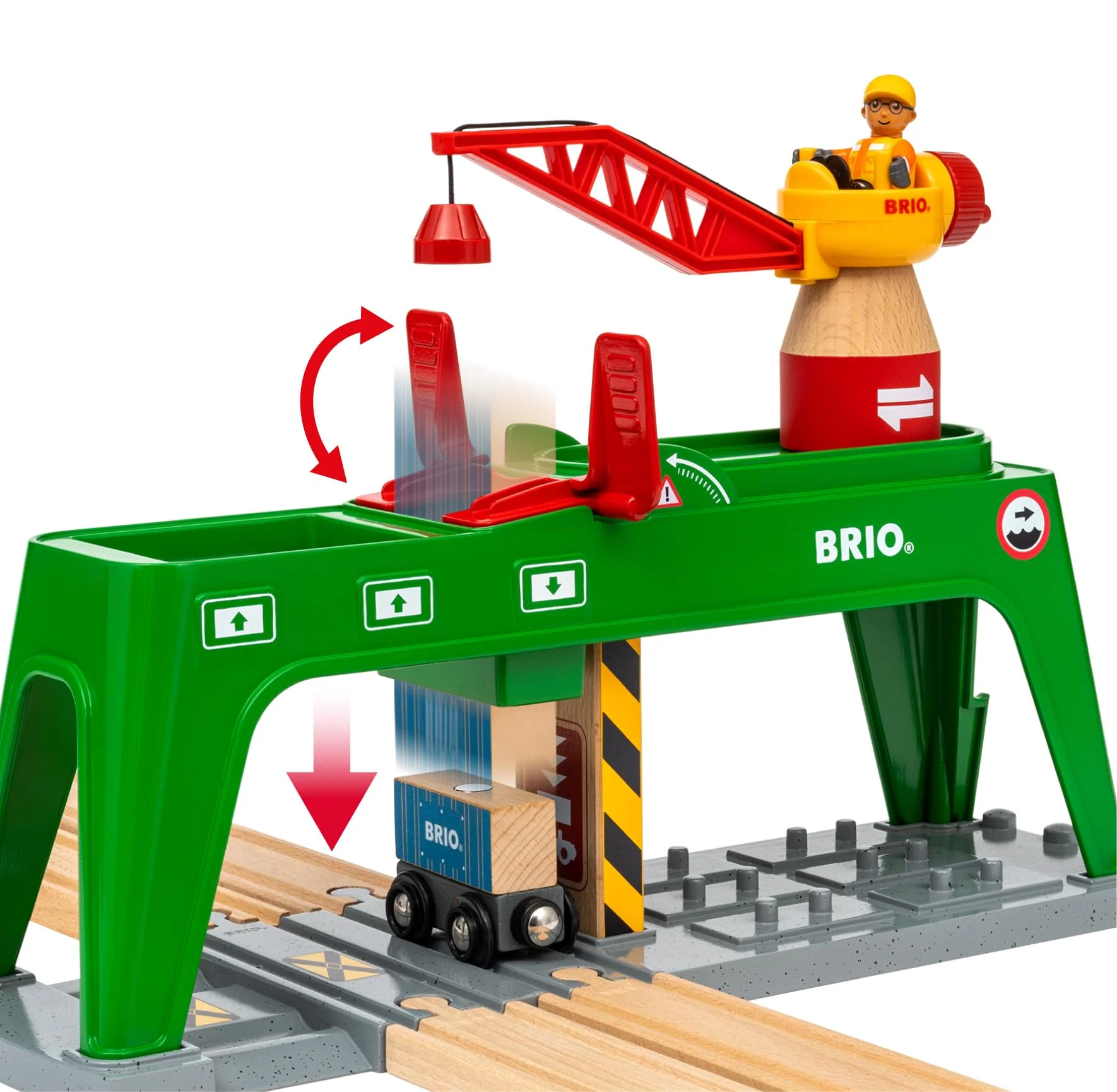 BRIO World 33996 Bahn Verlade Terminal - Mit beweglichem Kran zum Umladen von Gütern auf die Schiene, Straße und das Schiff - Empfohlen für Kinder ab 3 Jahren - Image 3