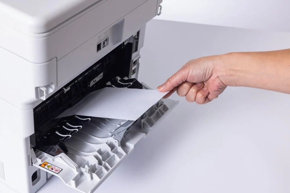 Brother MFC-L5710DN 4-in-1 Mulifunktionsdrucker schwarz weiß (A4, 48 Seiten/Min., 1.200x1.200 DPI, LAN, Duplex-ADF, 250 Blatt Papierkassette) weiß/grau - Image 6
