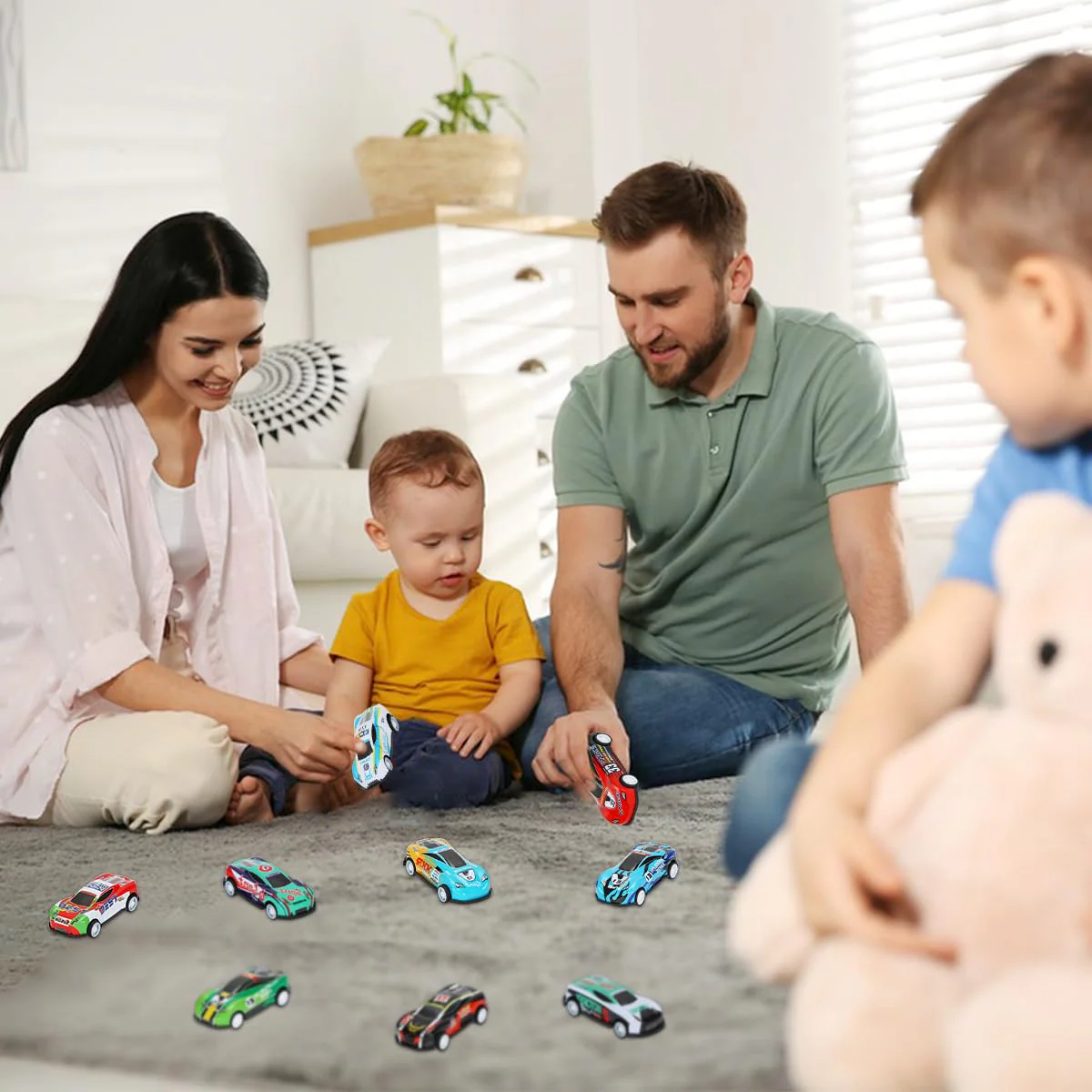 Cadimus Zurückziehen Spielzeugautos，9pcs Mini Auto Set Rennauto,Metall Aufziehauto ab 1 2 3 4 Jahre,Mini Pull Back Rennfahrzeuge,Rennspielzeug zum Zurückziehen für Jungen und Mädchen（zufällig） - Image 2