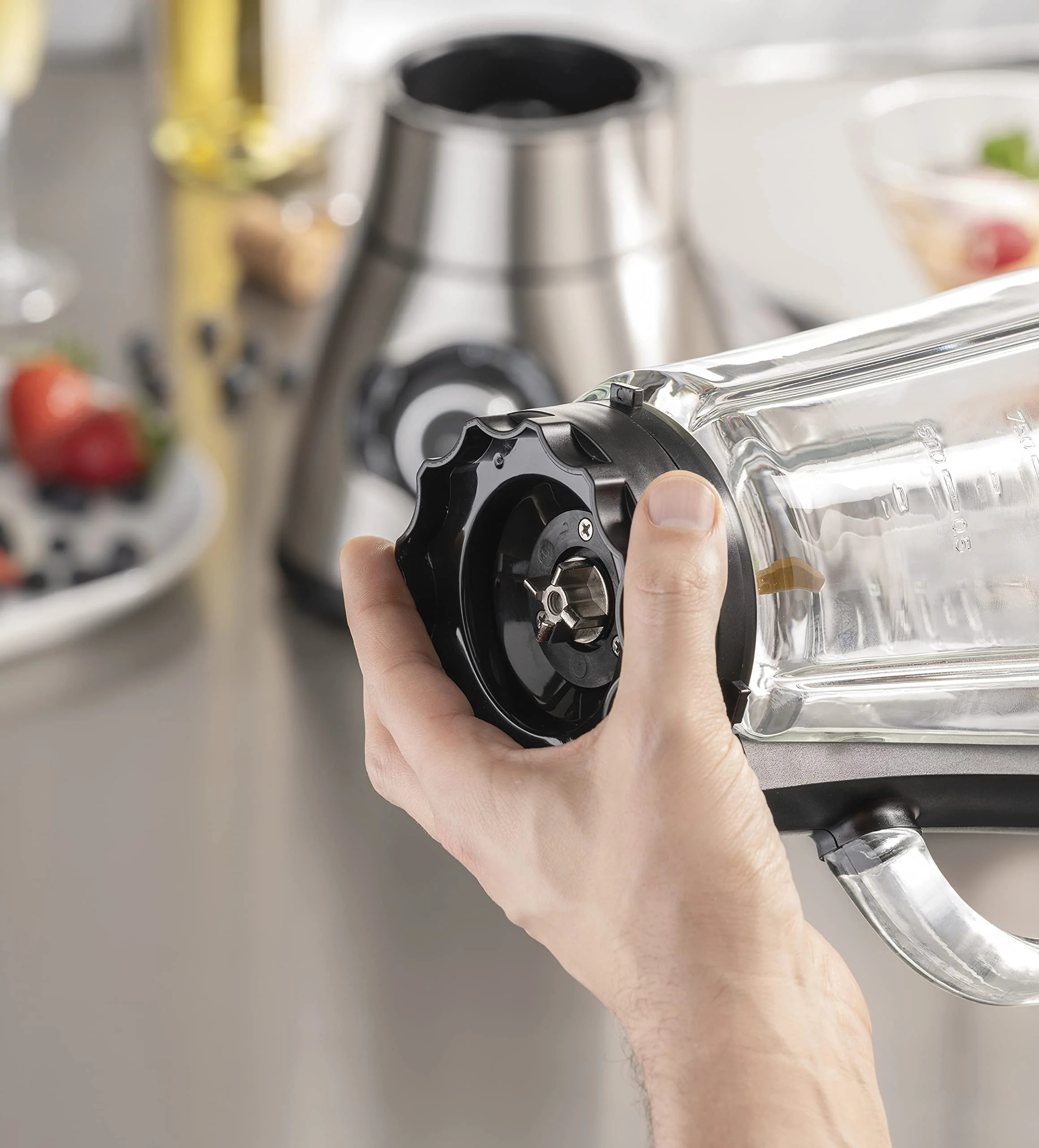 CASO B 1800 PowerBlender, Standmixer,Testsieger Haus & Garten Test, für Milchshakes, Babybrei etc., 1800 Watt Motor, großer Mixbehälter (1,75 l), Edelstahlgehäuse - Image 5