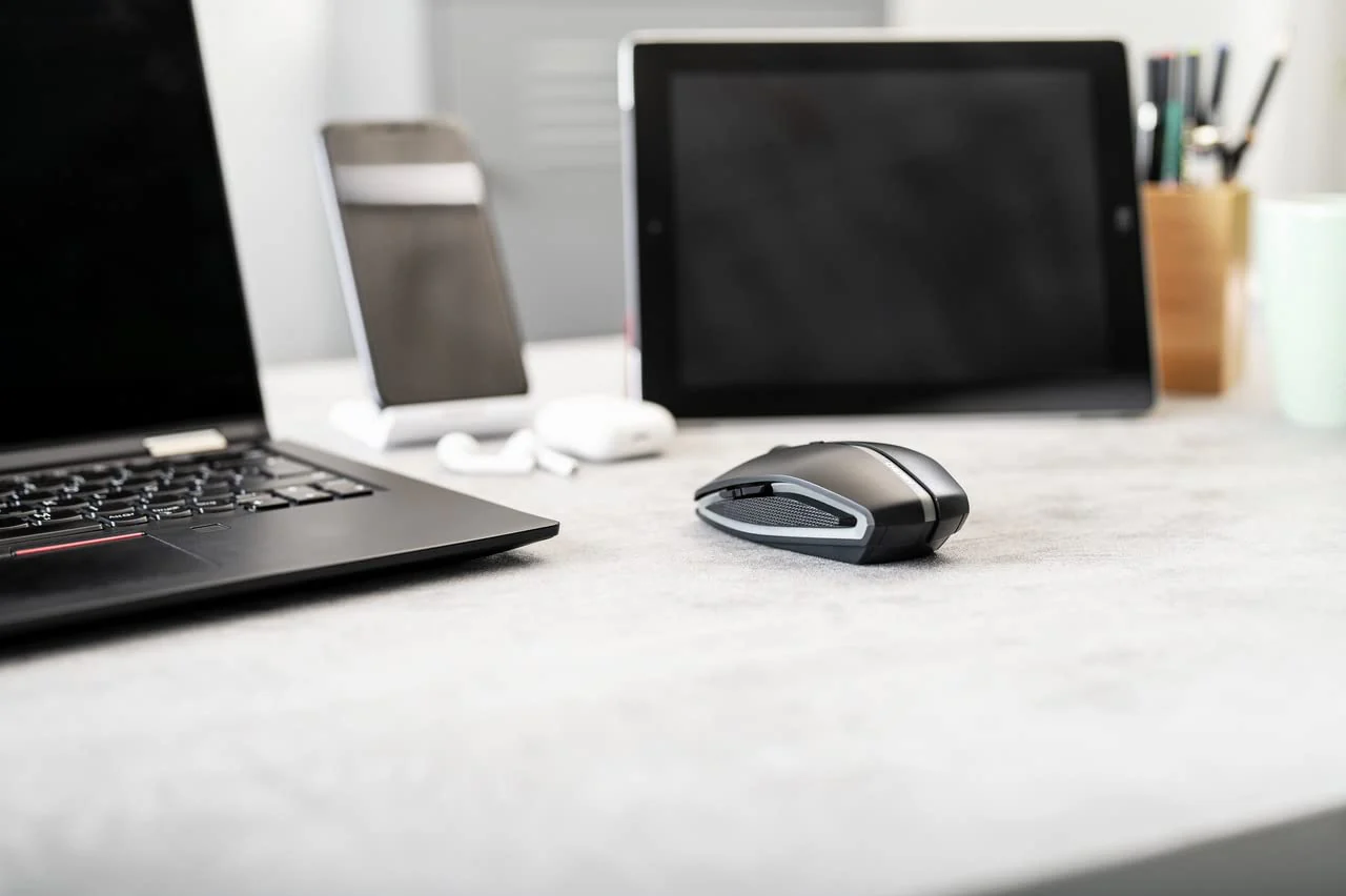 CHERRY GENTIX BT, Kabellose Bluetooth-Maus, Multi-Device-Funktion für bis zu 3 Geräte, Umschaltbare Auflösung (1000/2000 dpi), Batteriebetrieben, Schwarz - Image 8