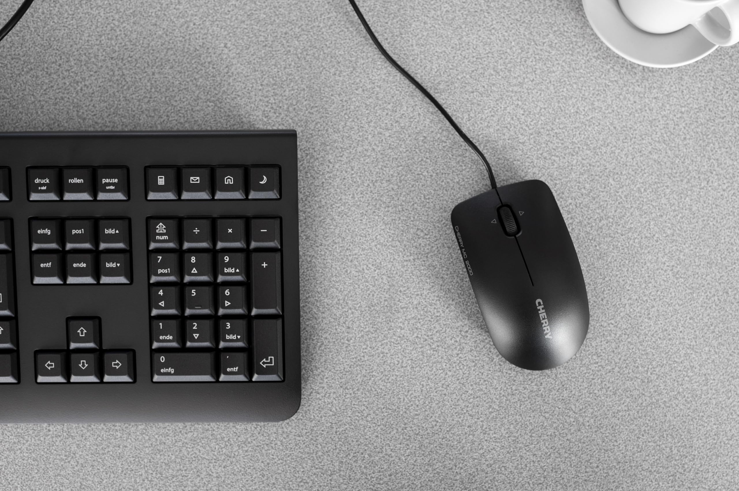 CHERRY KC 1000, Kabelgebundene Tastatur, Schweizer Layout (QWERTZ), Plug & Play über USB-Anschluss, Flaches Design, Flüsterleiser Tastenanschlag, Schwarz - Image 3