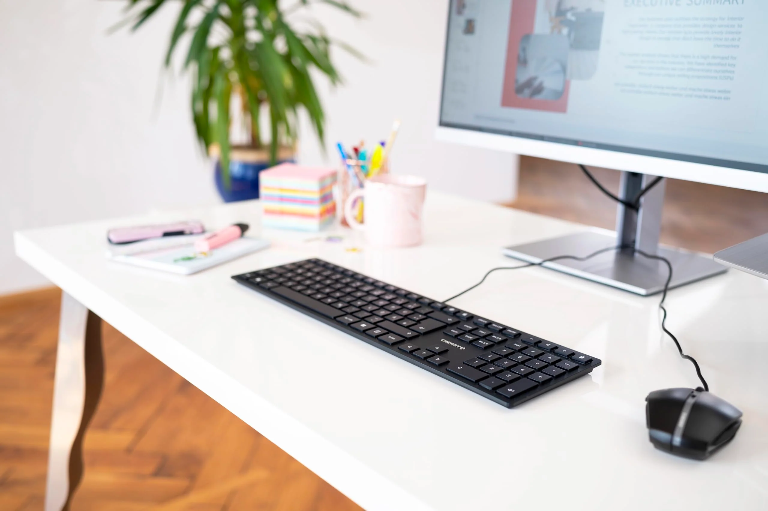CHERRY KC 6000 SLIM, Ultraflache Design-Tastatur, Deutsches Layout (QWERTZ), Kabelgebunden (USB-A Anschluss), Leise Tasten, Langlebige Beschriftung, Schwarz - Image 2