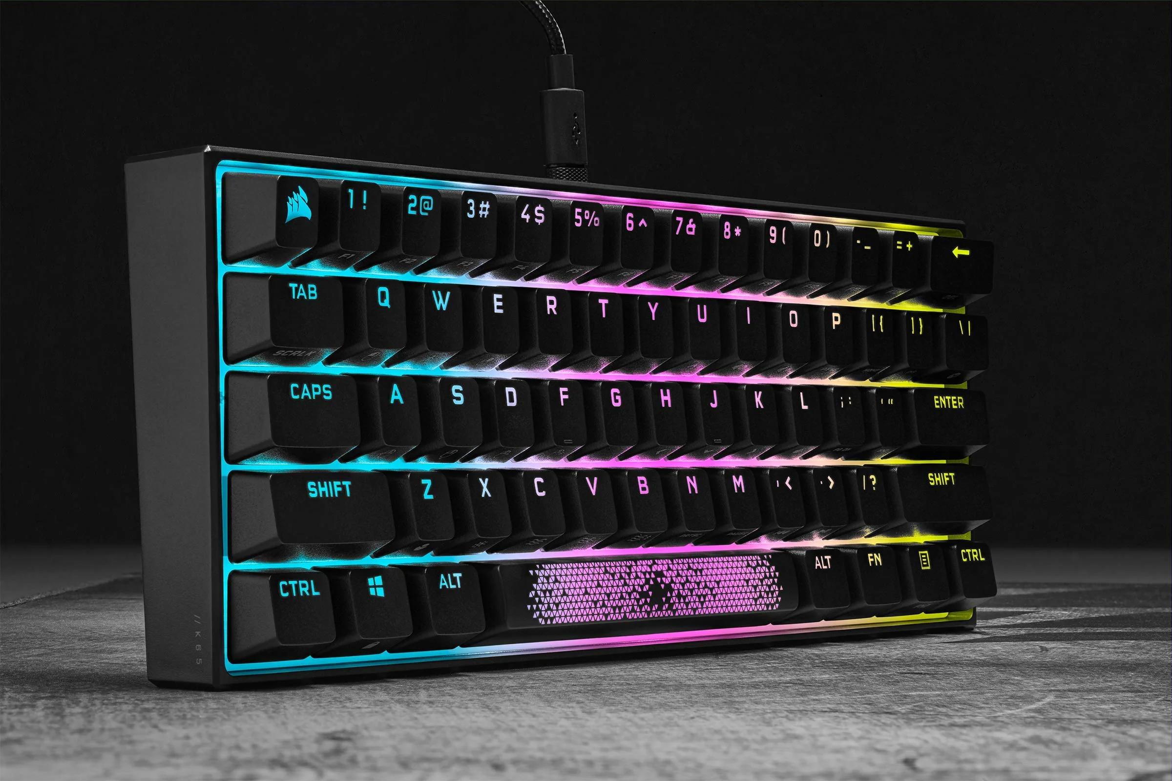 Corsair K65 RGB MINI 60% Mechanische Gaming-Tastatur (Anpassbare RGB-Beleuchtung einzelner Tasten, CHERRY MX SPEED-Tasten, PBT-Double-Shot-Tastenkappen, AXON-Technologie) QWERTZ, Schwarz - Image 2