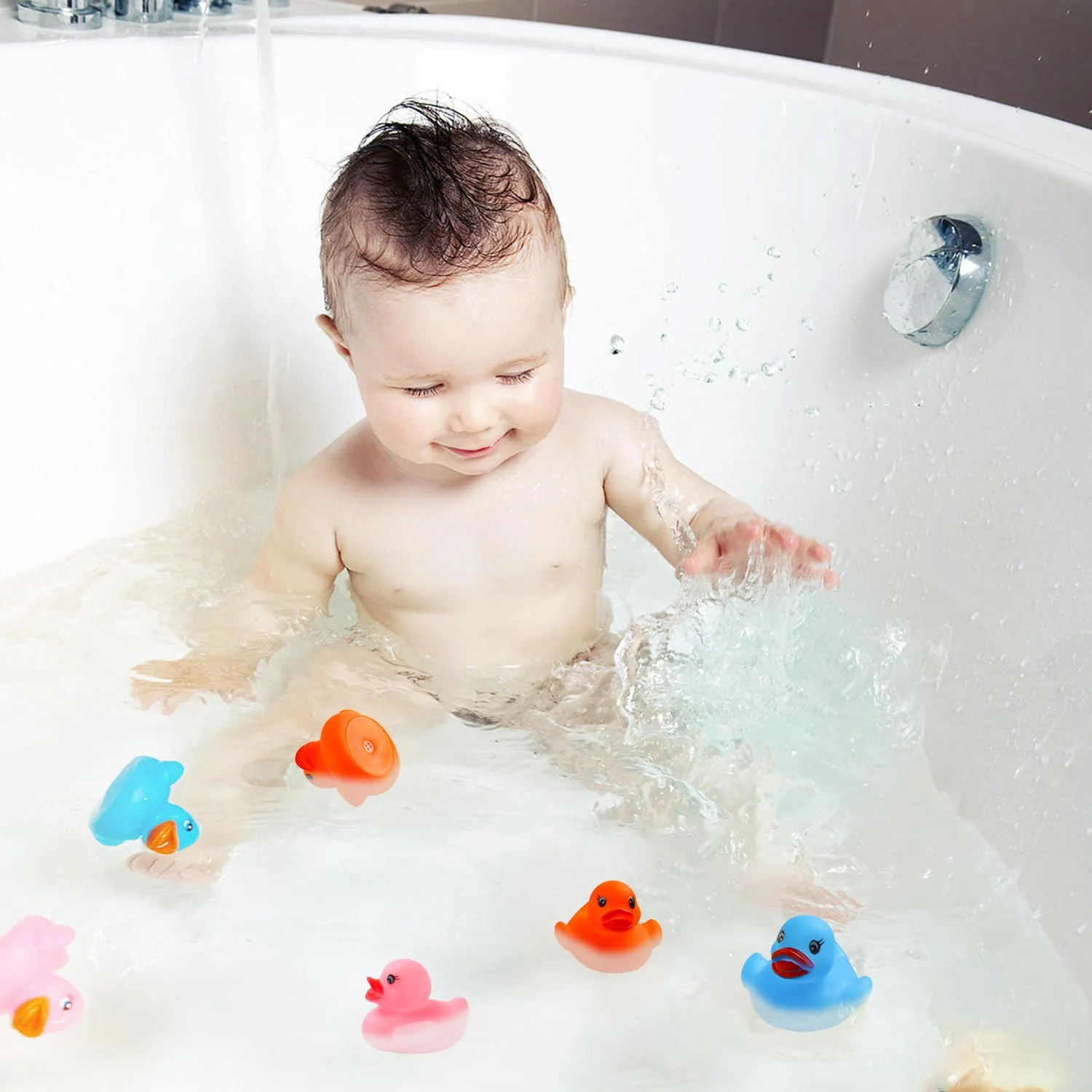 DERAYEE 50 Stück Bunte Mini Badeenten Schwimmendes Weiche Enten Badespielzeug Set klassisches Quietscheentchen für Kinder Dusch Geburtstags Partyartikel - Image 2
