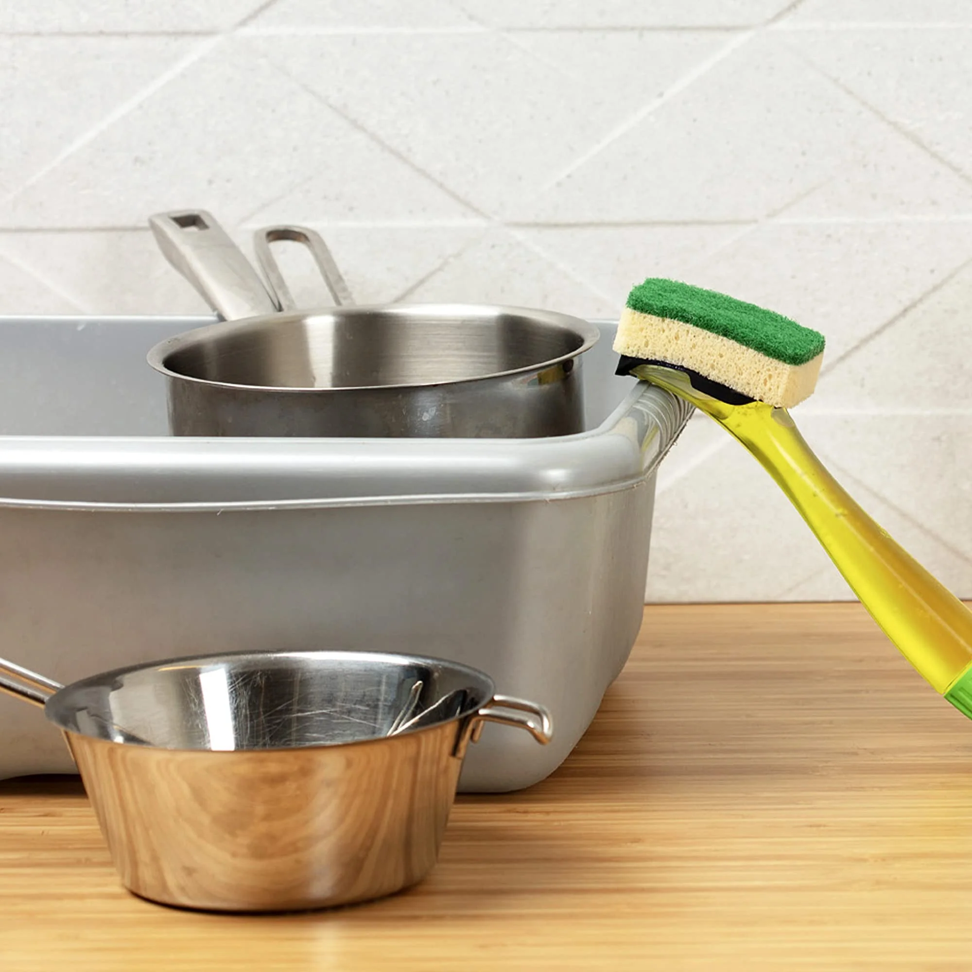 Dishmatic Vorteilspack-Set – 1 x nachfüllbarer Spülmittel-Spendergriff mit 6 austauschbaren Allzweck-Schwammköpfen – antibakterieller Küchenspülgriff mit Easy-Grip-Griff - Image 5