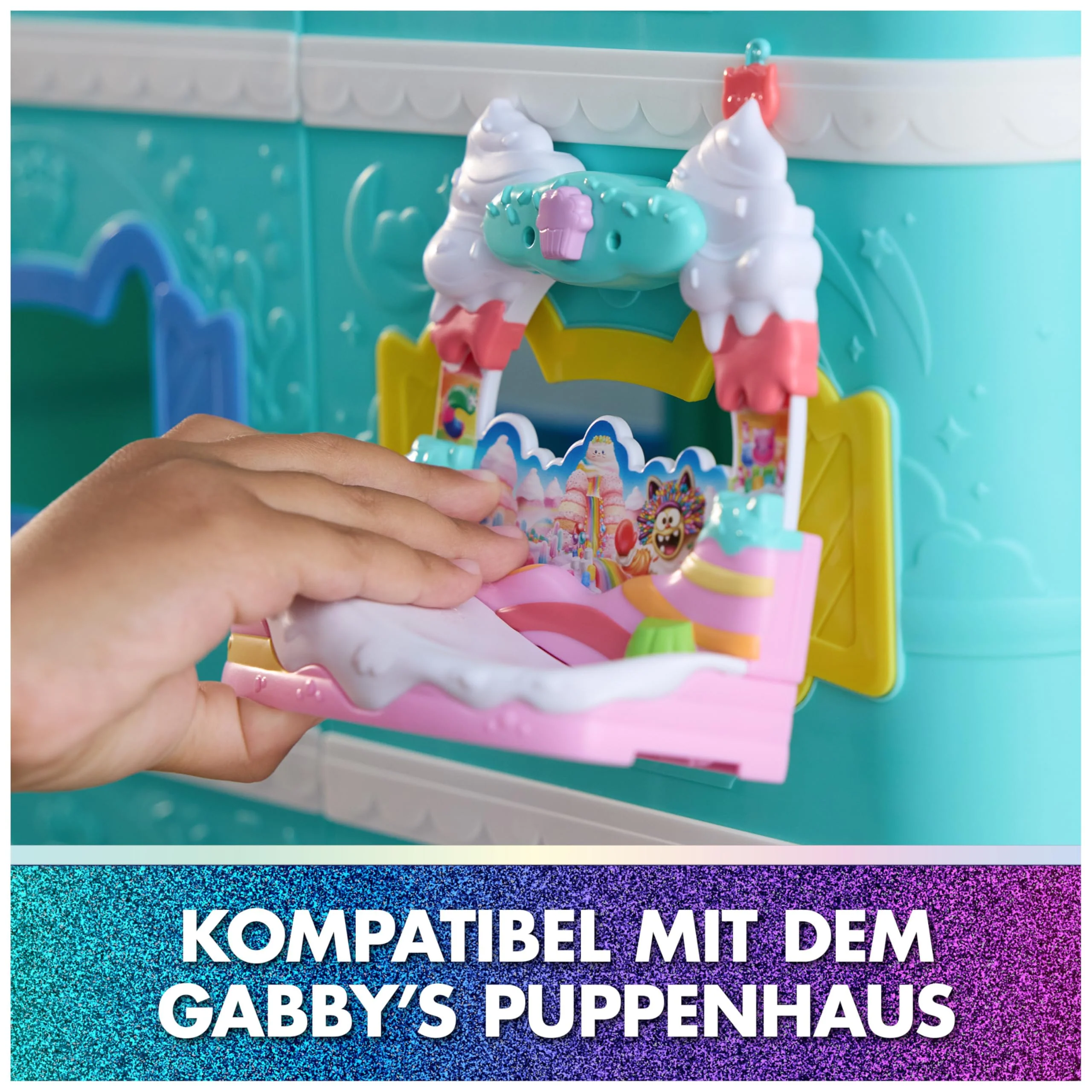 DREAMWORKS GABBY'S DOLLHOUSE: DER FILM - "Kuchis süßer Balkon", Spielset mit Spielfigur & Puppenhaus Zubehör für Kinder ab 3 Jahren - Image 5