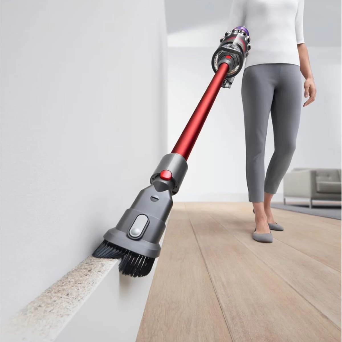 Dyson V11™ Fluffy kabelloser Staubsauger (Nickel/Rot) - Image 3