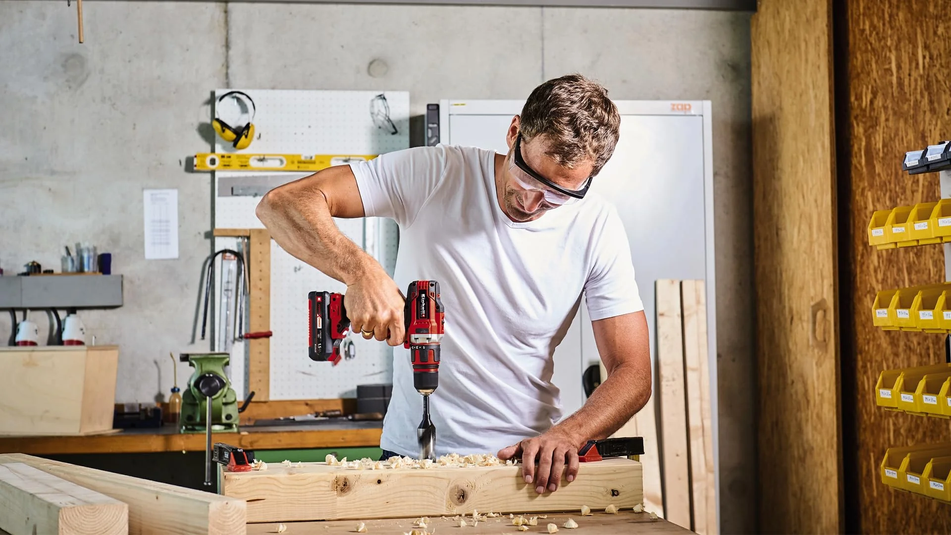 Einhell Akku-Bohrschrauber TE-CD 18/40 Li-Solo Power X-Change (Lithium-Ionen, 18 V, 40 Nm max. Drehmoment auf 21 Stufen, 2-Gang-Getriebe zum Bohren + Schrauben, Drehzahl-Elektronik, LED-Licht) - Image 3