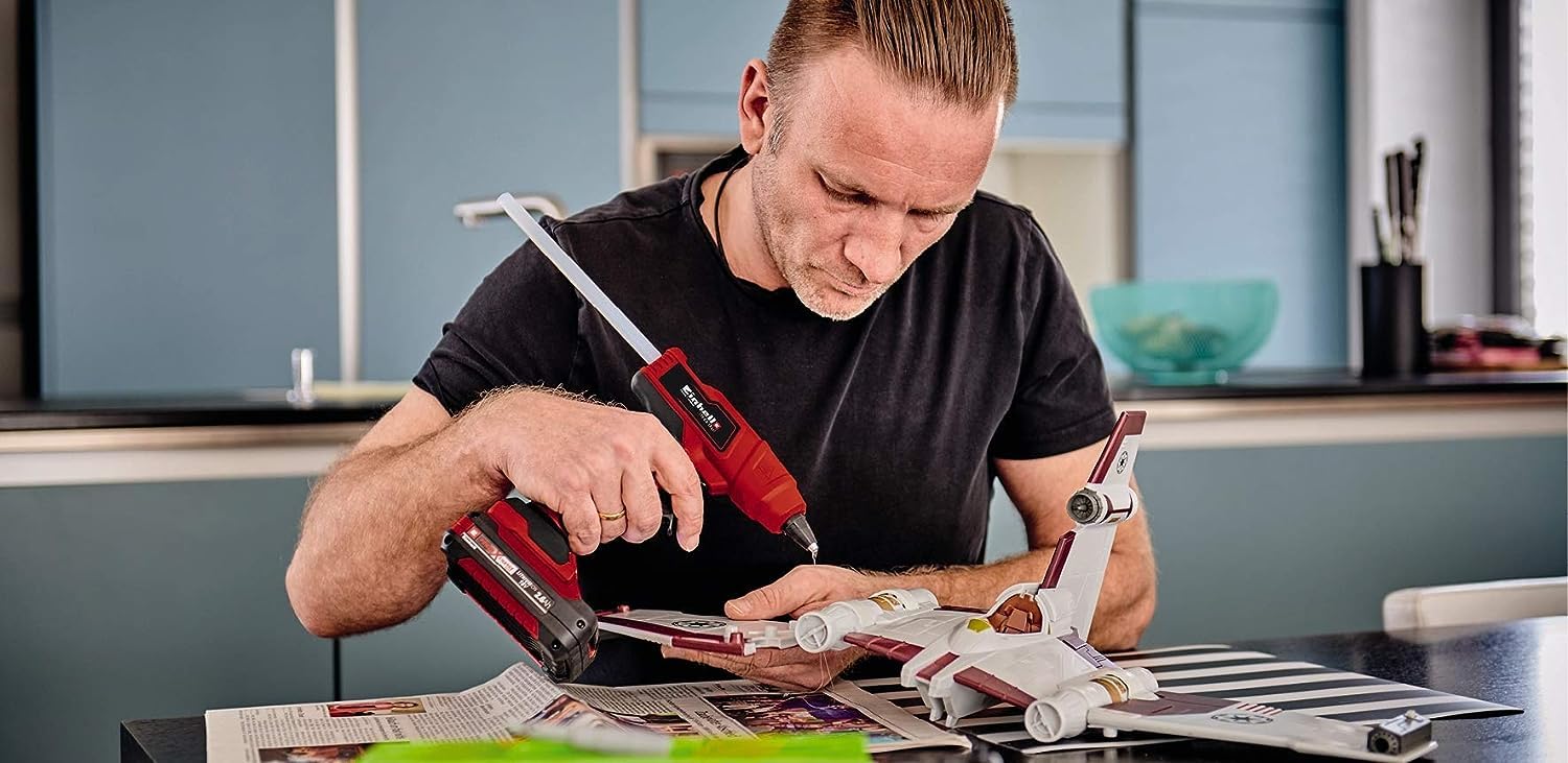 Einhell Akku-Heißklebepistole TE-CG 18 Li - Solo Power X-Change (Lithium-Ionen, in 120 Sekunden einsatzbereit, inkl. 5 Klebestifte + Flachklebedüse, ohne Akku und Ladegerät) - Image 9