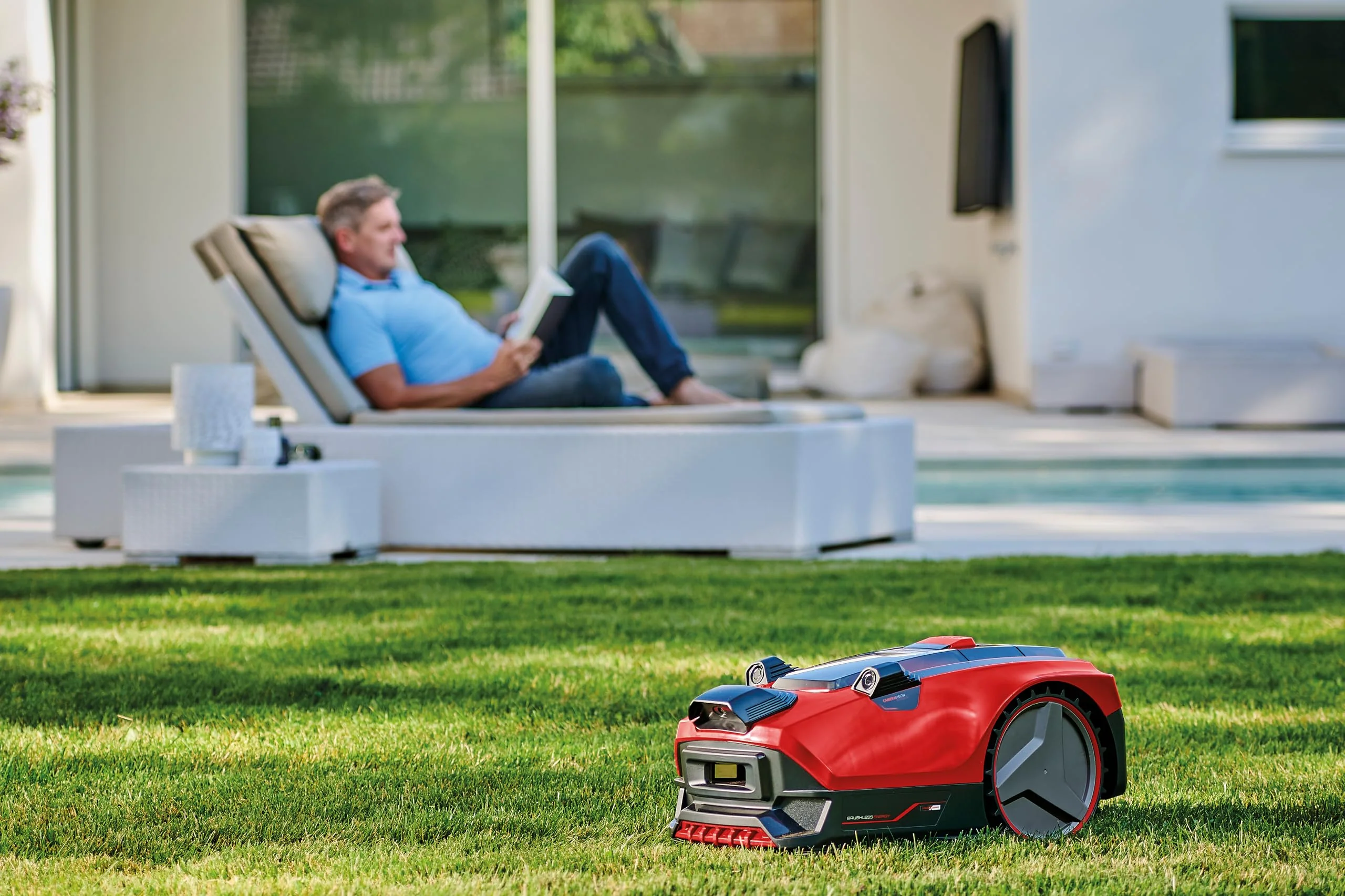 Einhell Mähroboter FREELEXO CAM 500 Power X-Change (18V, Kamera ersetzt Begrenzungsdraht, für 500 m², Brushless, bis 25% Steigung, Schnittbreite 18 cm, inkl. 3,0 Ah Akku, 5 m Magnetband) - Image 4