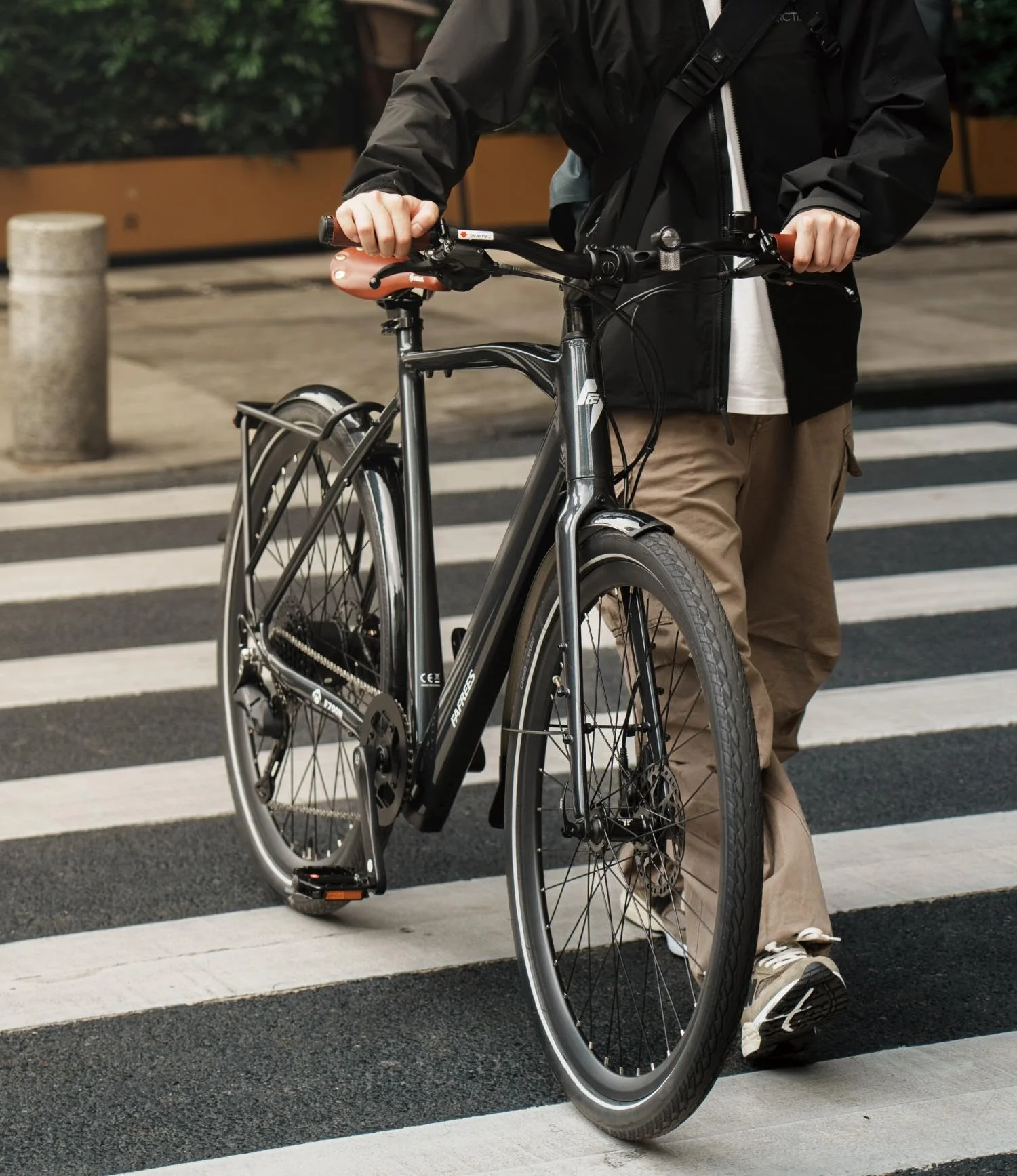 Fafrees F700 E Bike 28 Zoll, Elektrofahrrad 250W 25km/h, Ebike Herren 10Ah Akku, City E-Bike Damen Drehmomentsensoren, Pedelec Hydraulische Scheibenbremsen, Reichweite 100km (M, Schwarz) - Image 9