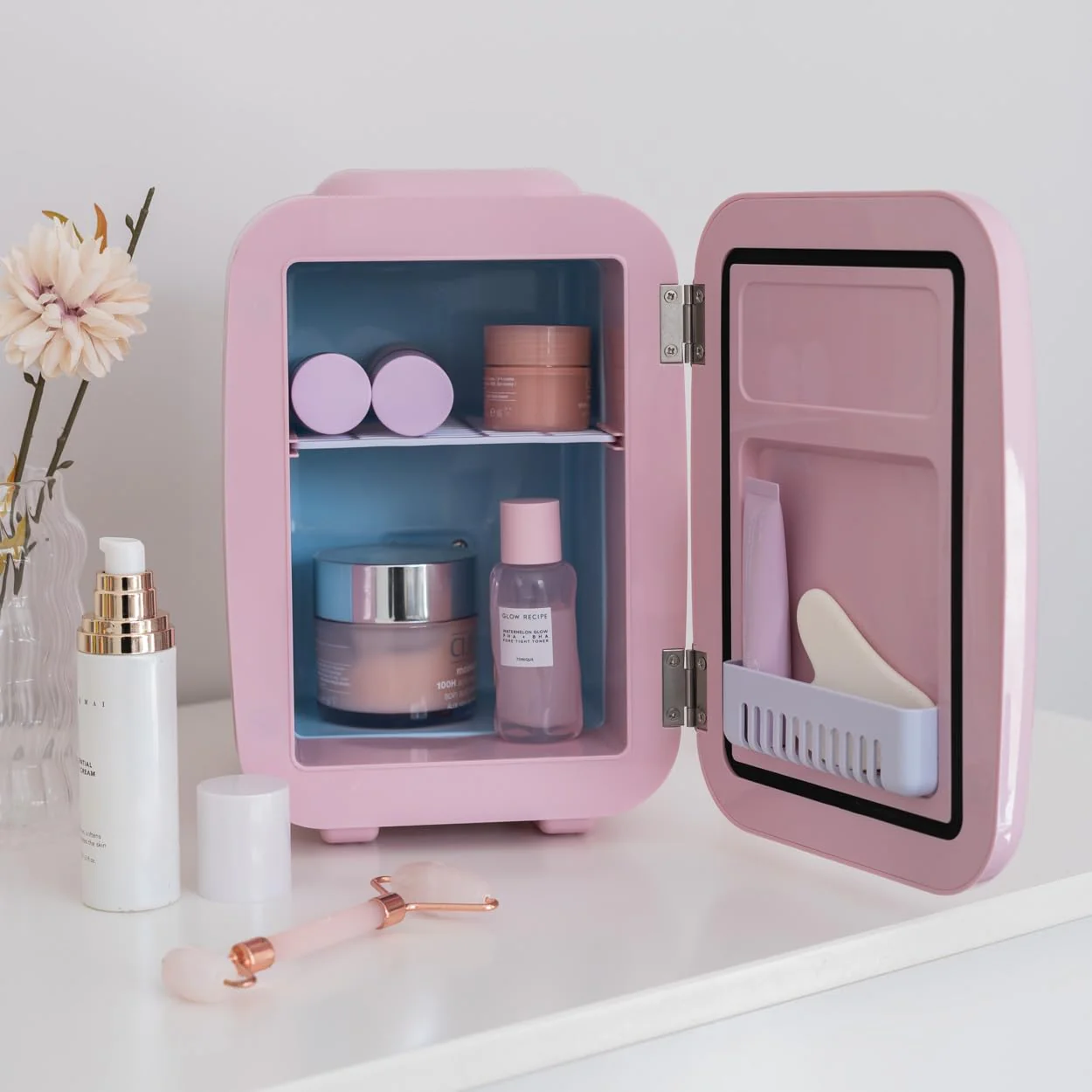 Flamingueo Mini Kühlschrank - Kleine Kühlschränke 4L, 12V/220V, Mini Fridge, Skincare, Funktion Kühlen und Heizen, Kleiner Kühlschrank für Zimmer - Image 2
