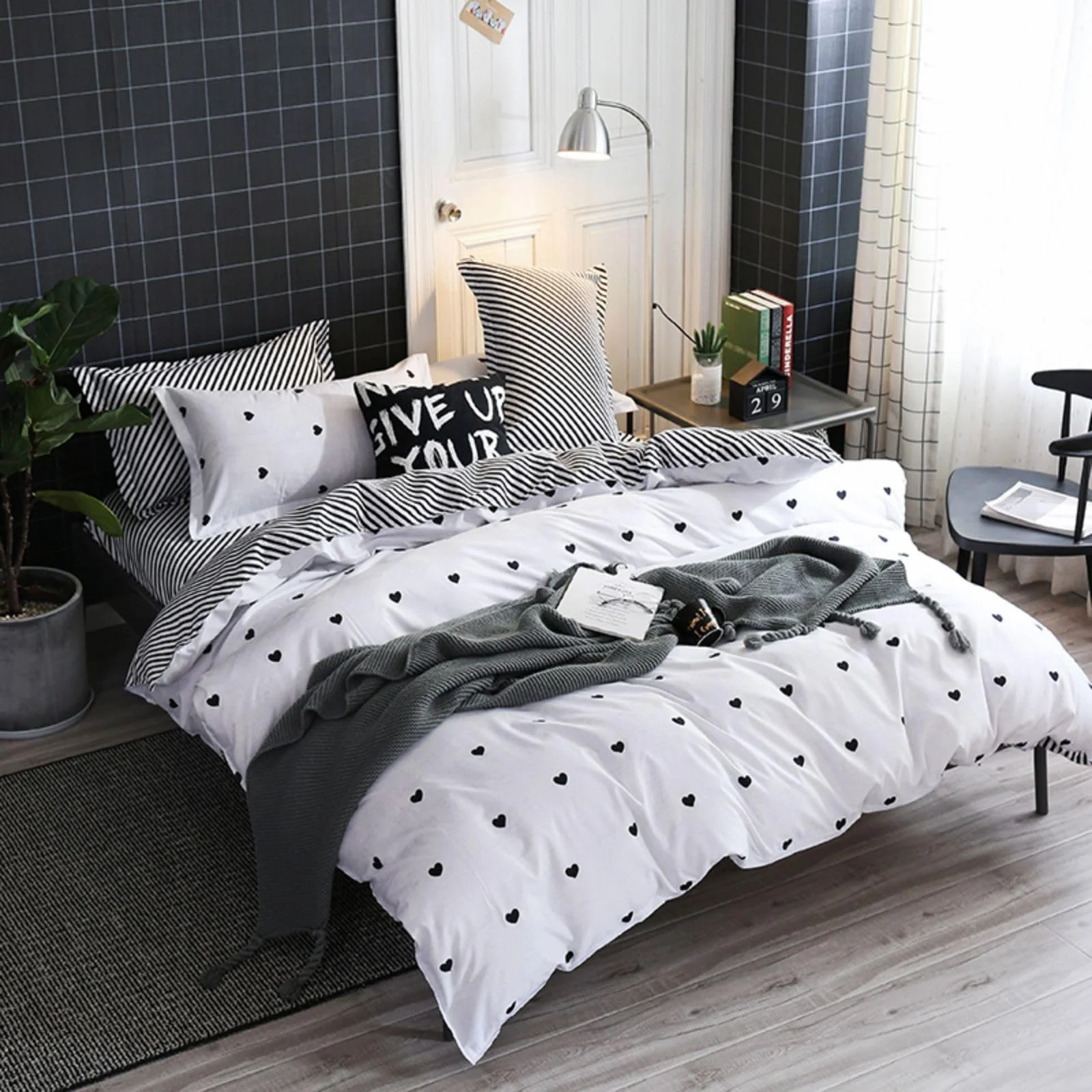 Freyamy Bettwäsche 220x240cm 3teilig Weiß Schwarz Herz Bettwaren-Sets Gebürstet Microfaser Weiche Wendebettwäsche Romantisch Doppelbett Bettbezug mit Reißverschluss und 2 Kissenbezug 80x80cm - Image 6