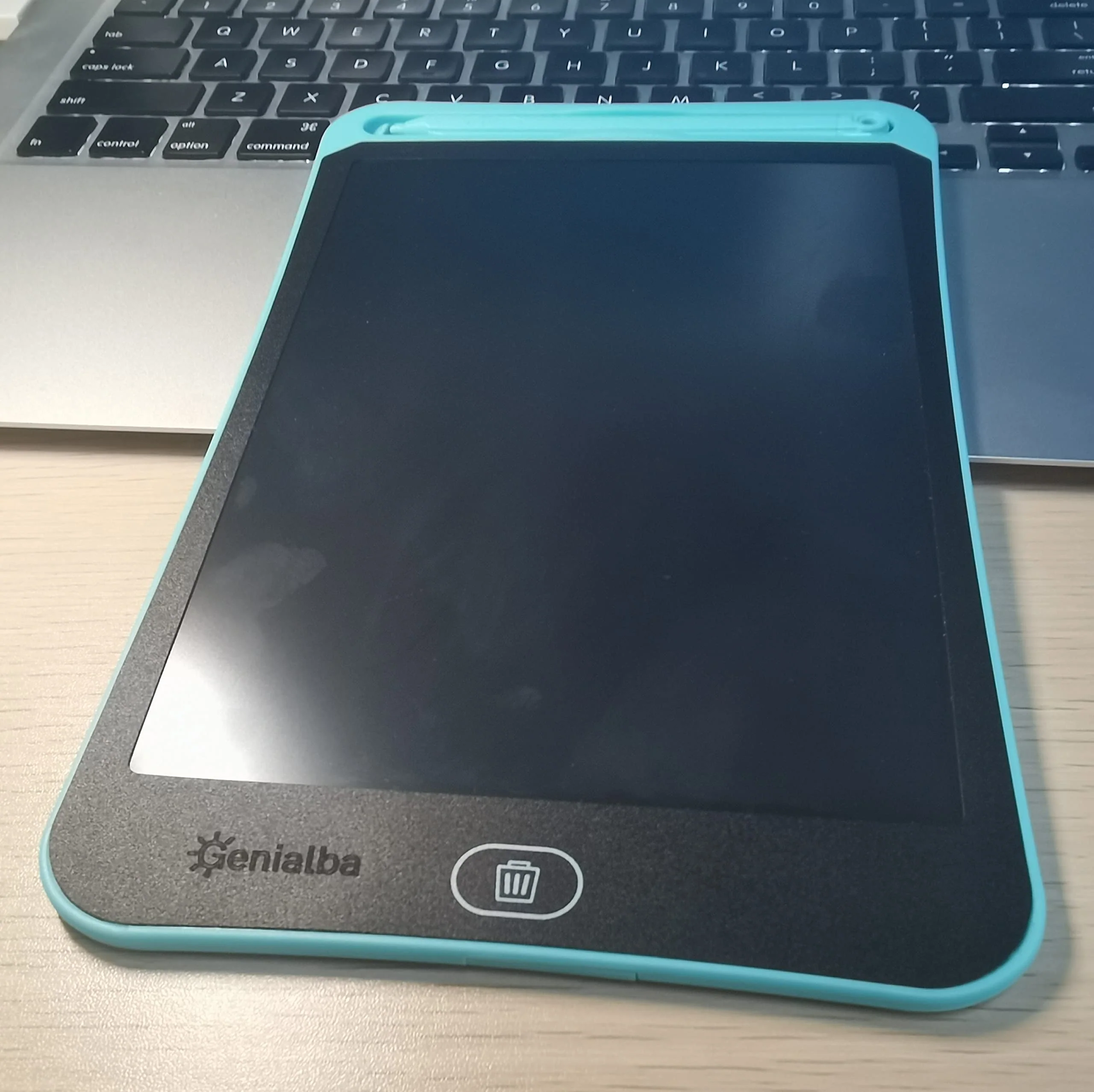 Genialba LCD Schreibtafel 10 Zoll, Buntes LCD Schreibtablett, Geschenk für Kinder, LCD Writing Tablet, Elektronischer Tablette, Grafiktablett für Kinderspiele 2 3 4 5 6 7 Jahre Jungen Mädchen (Blau) - Image 2