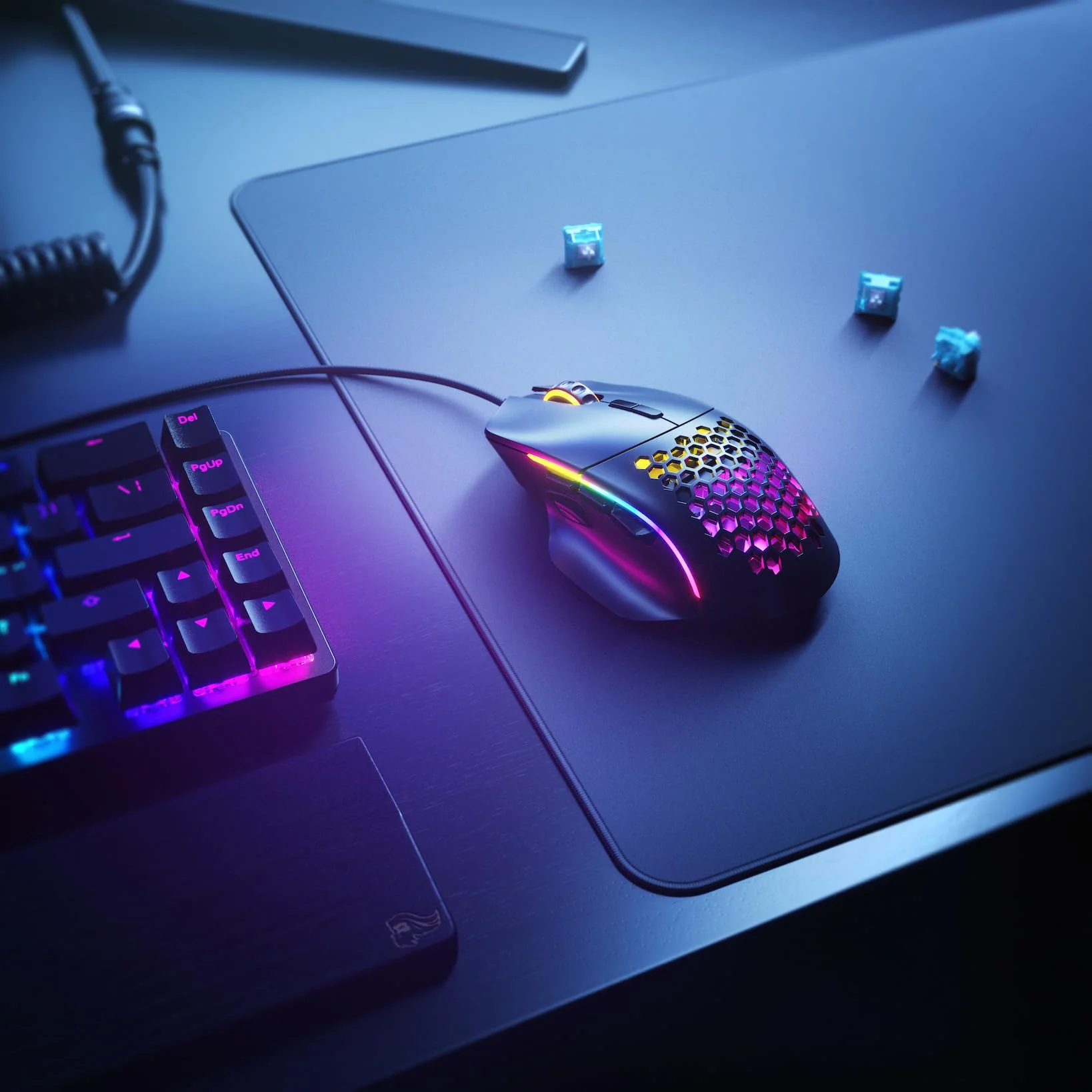 Glorious Gaming Model I Wired Gaming Mouse – superleichte 69 g, 2 tauschbare Tasten, RGB, PTFE-Füße, 9 programmierbare Tasten, seitliche Daumenablage – Schwarz - Image 4