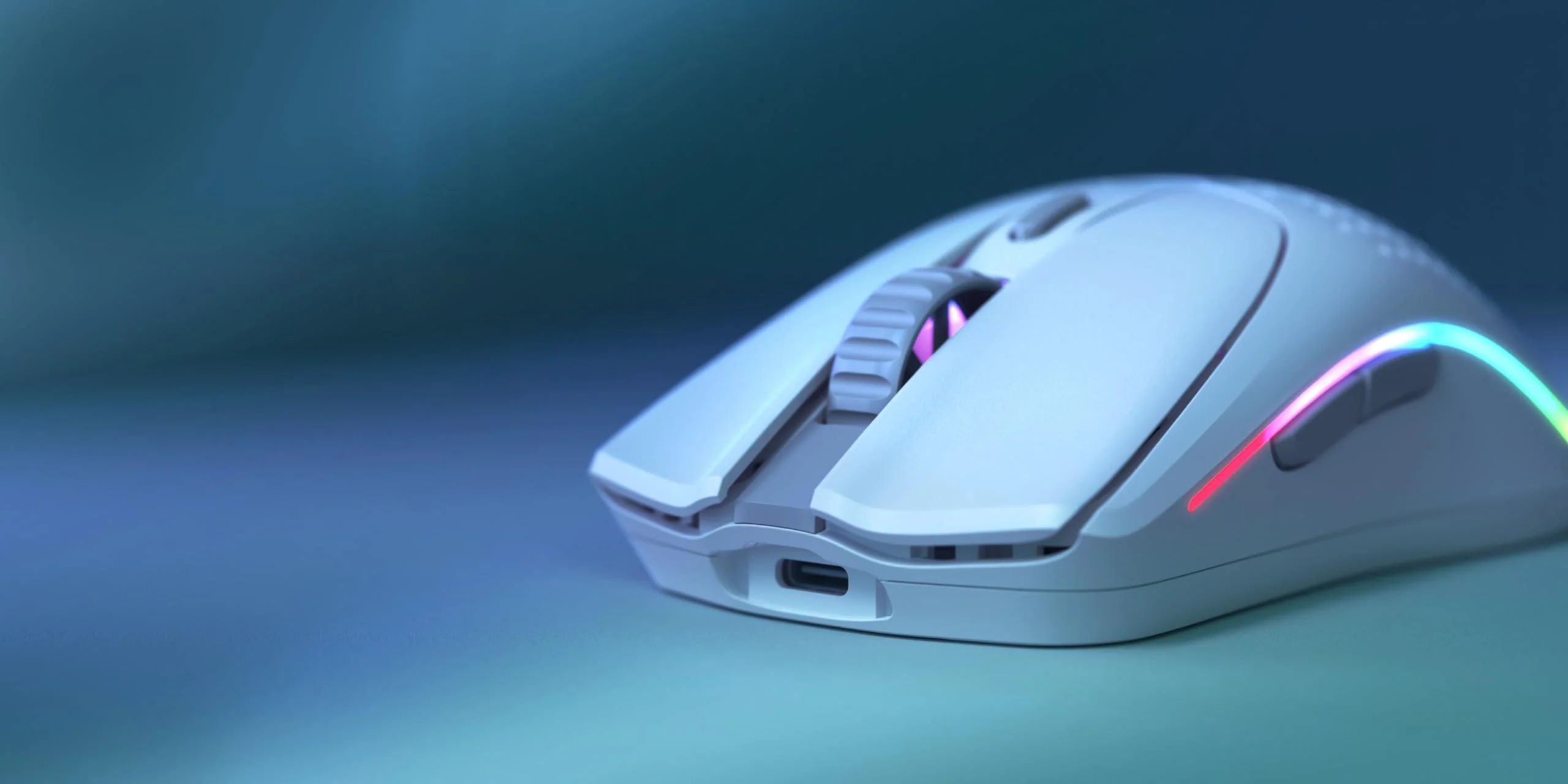 Glorious Gaming Model O 2 Wireless Gaming Mouse – 2,4 GHz & Bluetooth hybrid, superleichte 68 g, lange Akkulaufzeit, 26 k BAMF 2.0 Sensor, RGB-Beleuchtung, beidhändig, 6 Tasten, PTFE-Füße – Weiß - Image 11