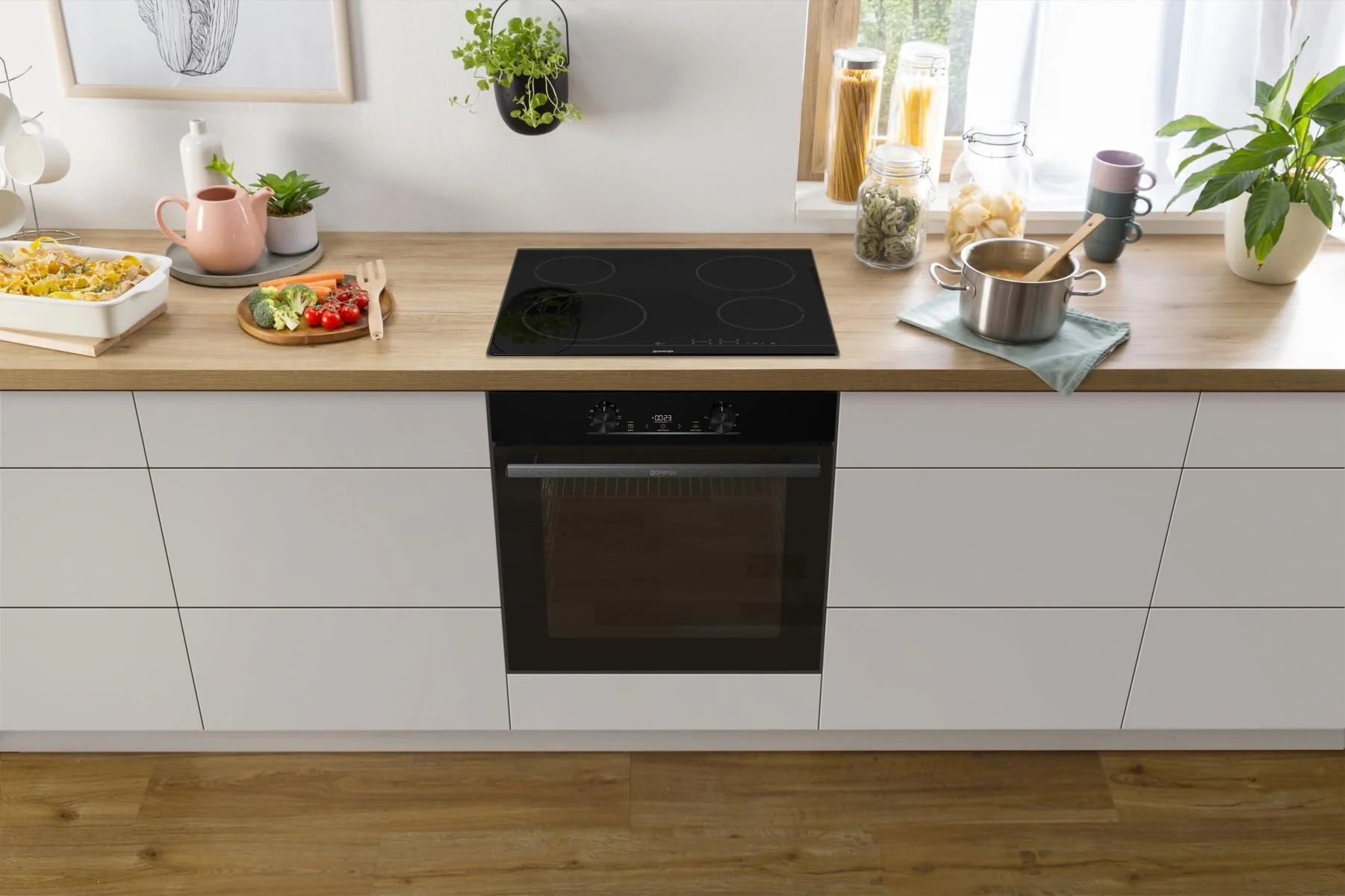 Gorenje Einbaubackofen-Set Jump Set Aqua/C/Kombination aus autarkem Kochfeld ECT641BSC und Einbau-Backofen BO6735E02BK /77L/Pizzamode 300°C/PerfectGrill/EcoClean-Email/Glaskeramik-Kochfeld/schwarz - Image 3