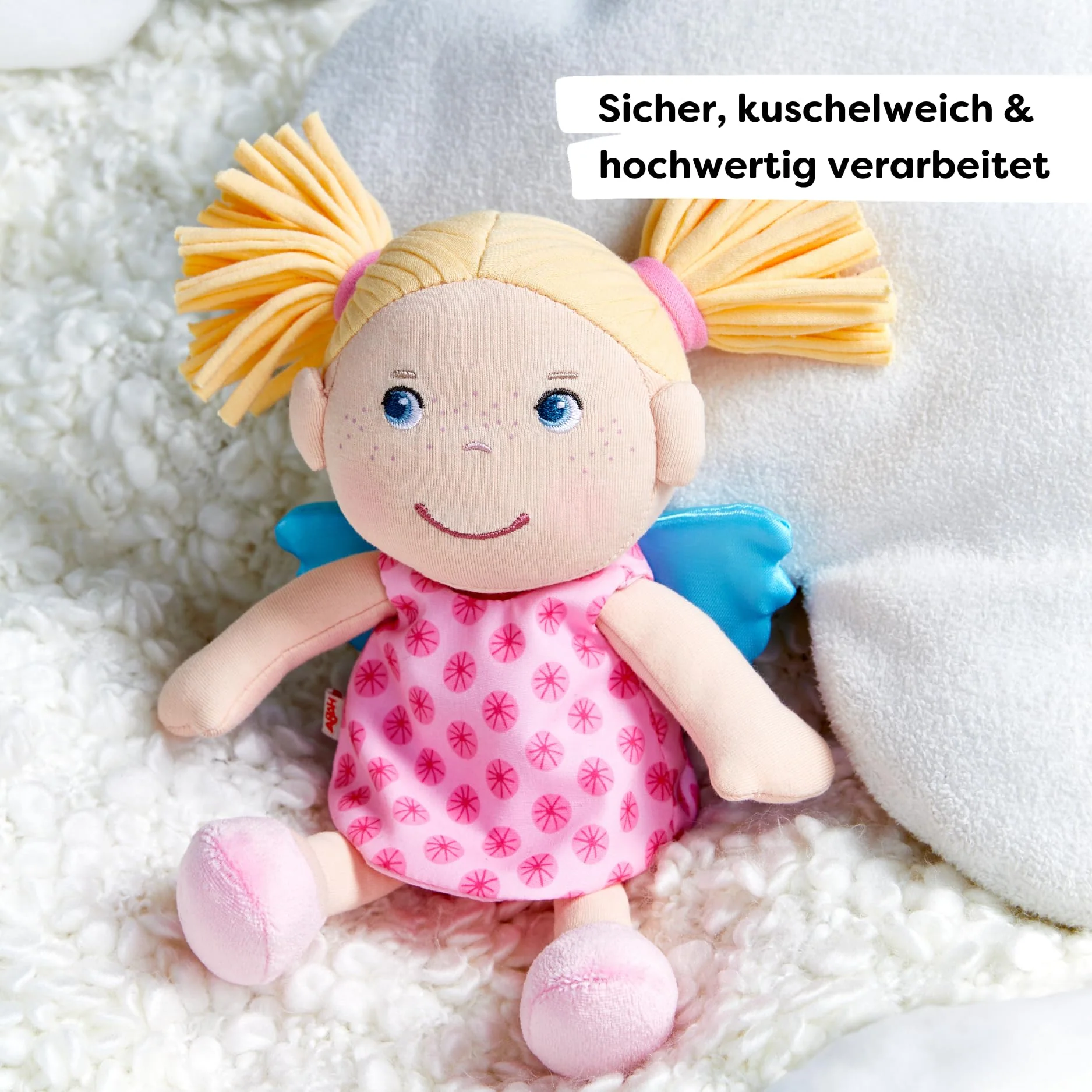 HABA Schutzengel Finja – Kuschelige Stoffpuppe (20 cm), perfektes Willkommensgeschenk für Babys & Kleinkinder – Waschbar bei 30 °C – 1304103001 - Image 9