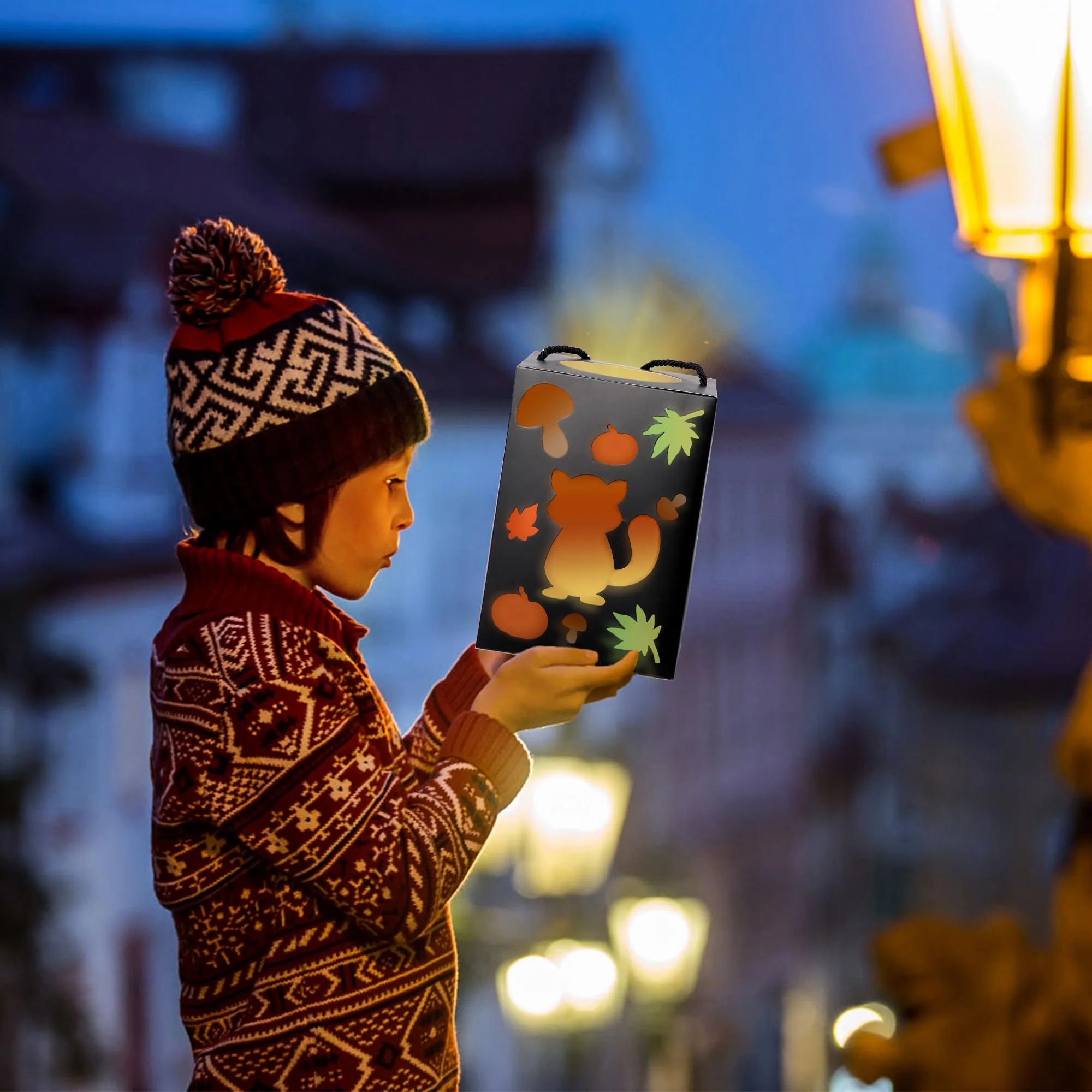 Herenear 4-teiliges Laternen Bastelset für Kinder, Sankt Martin Laterne Basteln, Waldtiere Laternen mit LED und Buntglaseffekt, St. Martin Laternenumzug, Kreatives Geschenk-Set für Jungen Mädchen - Image 3