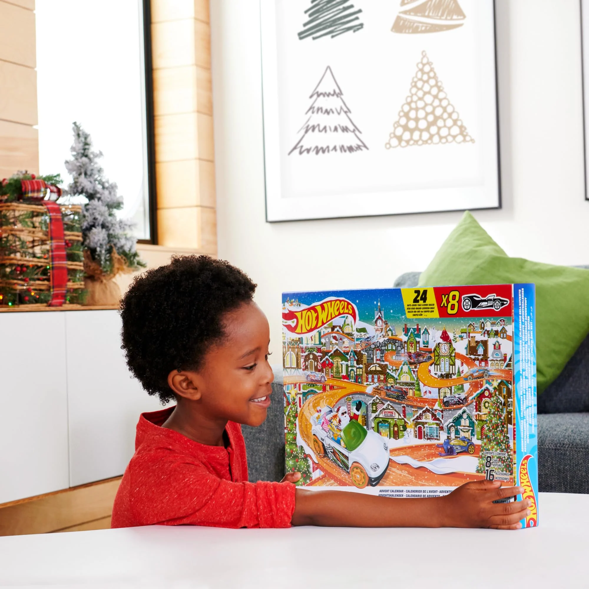 Hot Wheels Adventskalender - 8 Autos und 16 winterliche Zubehörteile hinter 24 nummerierten Türchen, inklusive Spielmatte, für Kinder Fans, HKL74 - Image 6
