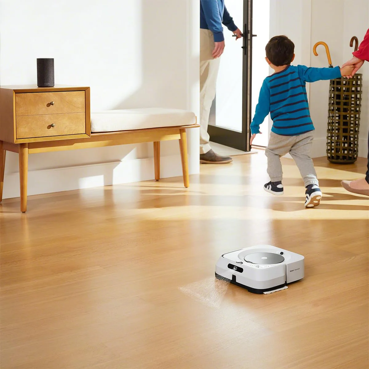 iRobot Braava Jet m6 (m6138) Wischroboter mit Präzisions-Sprühstrahl, Nasswischen und Trockenfegen, Kompatibel mit Sprachassistenten, koppelbar mit Roomba, WLAN, Farbe: weiß/Silber - Image 11