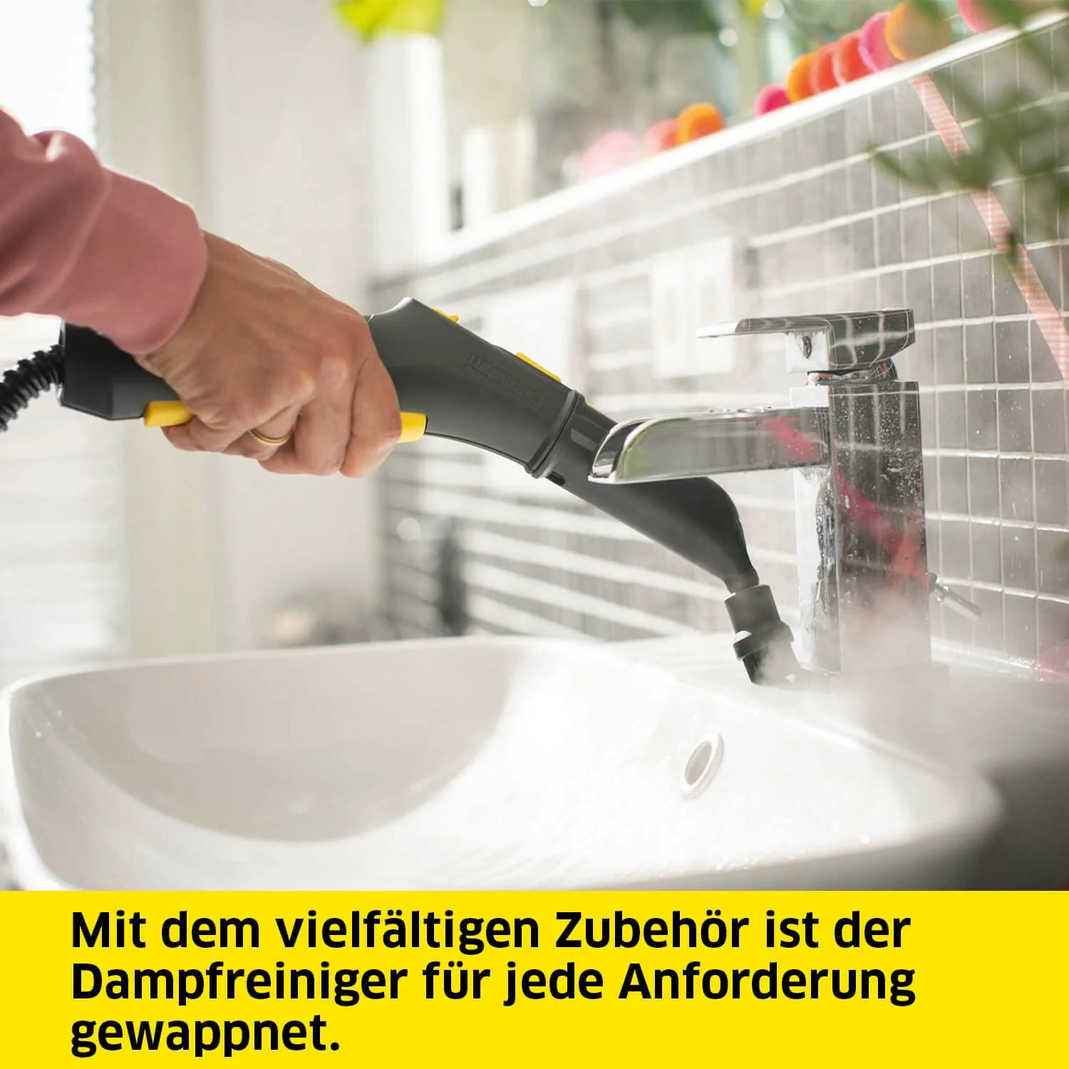 Kärcher Dampfreiniger SC 4 EasyFix, Dampfdruck: 3,5 bar, Aufheizzeit: 4 min., Leistung: 2.000 W, Flächenleistung: 100 m², 2-Tank-System: 0,5 l + 0,8 l, mit Bodenreinigungsset , Düsen und Bezüge - Image 2