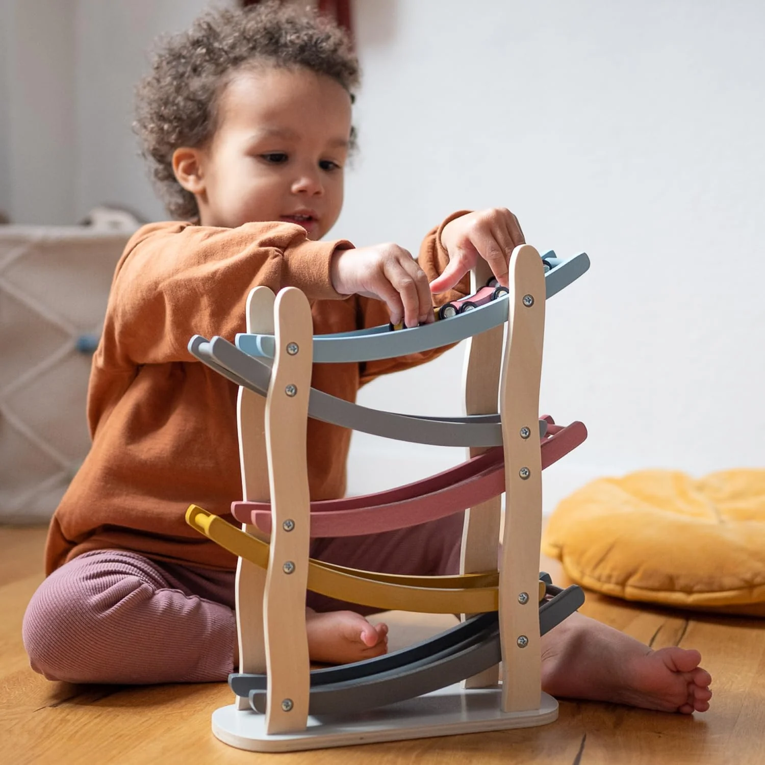 Kindsgut Murmelbahn, Motorik-Spielzeug aus Holz mit 4 Autos, dezente Farben und umweltfreundliche Materialien, kindgerecht, Luca - Image 9