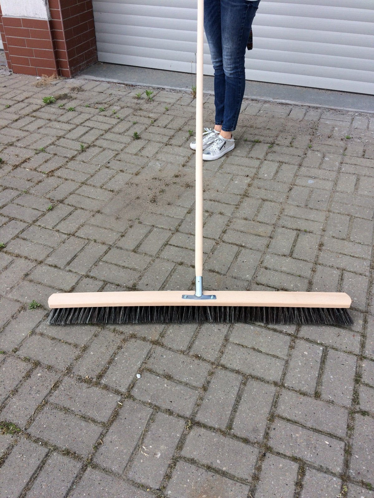 laguz Straßenbesen 100cm breit Besen Saalbesen Kehrbesen mit Buchestiel 150cm - Image 5
