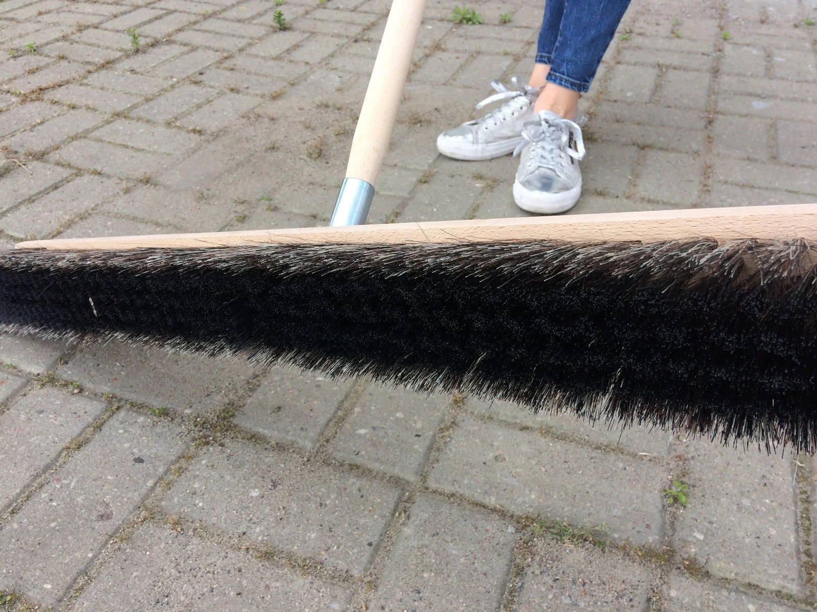 laguz Straßenbesen 100cm breit Besen Saalbesen Kehrbesen mit Buchestiel 150cm - Image 6