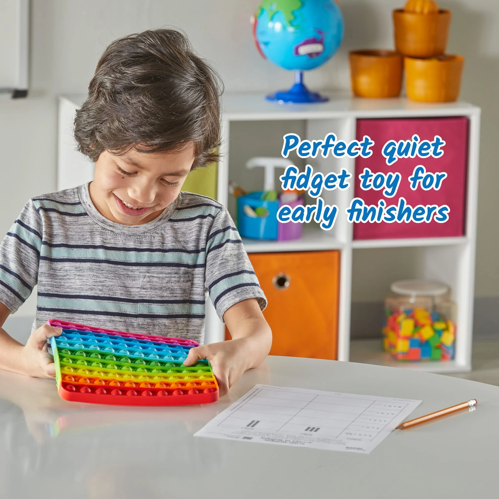 Learning Resources Sensorik-Poppit Hunderter-Zahlenbrett, drücken und zählen, Stressabbau-Spielzeug zum Eindrücken, Multiplikationstraining, Feinmotorik-Spielzeug, Konzentrationsspielzeug für Kinder - Image 3
