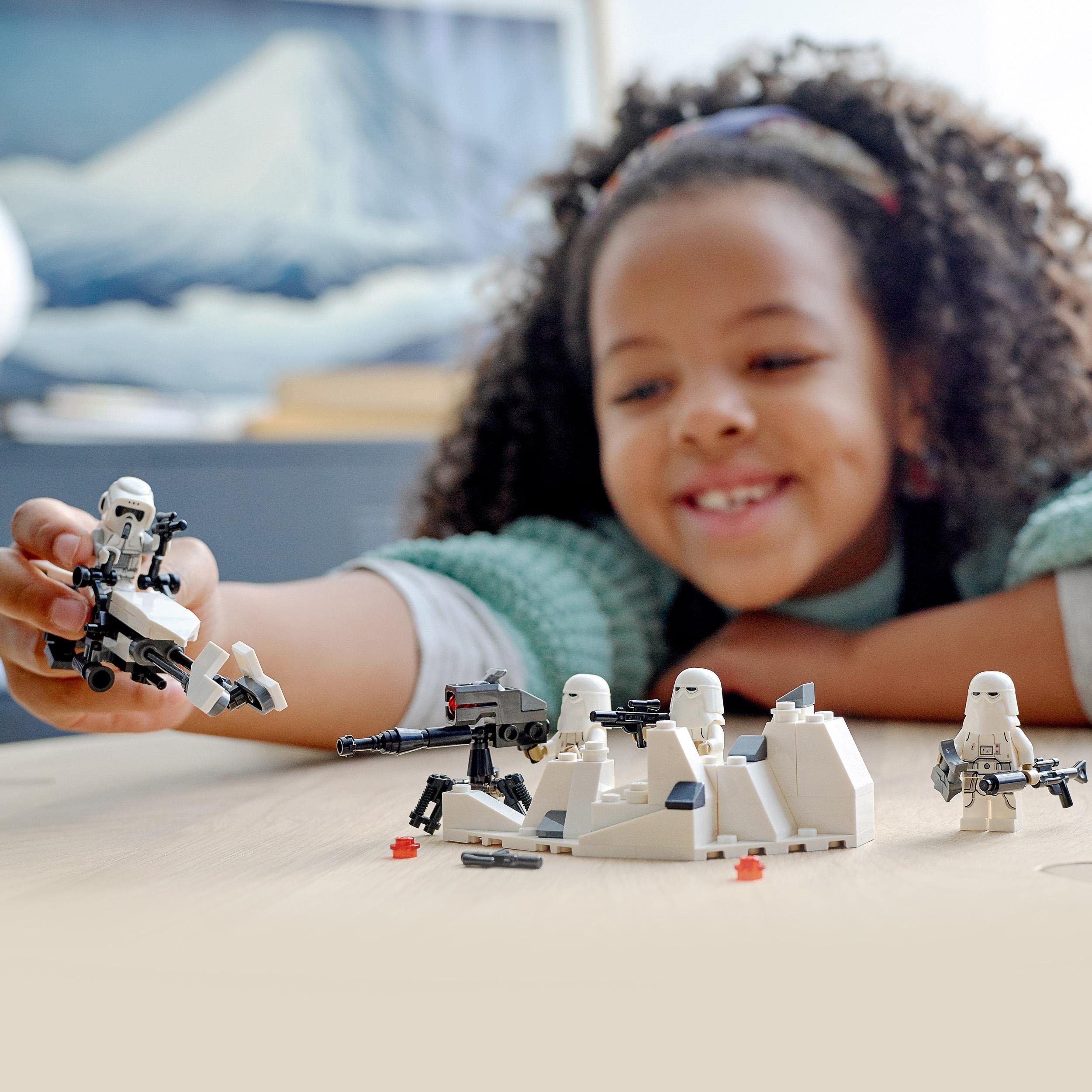 LEGO 75320 Star Wars Snowtrooper Battle Pack, Sammelbares Spielzeug zum Bauen für Kinder, Jungen und Mädchen ab 6 Jahren, mit 4 Figuren, Waffen und Düsenschlitten, Geschenk für Fans - Image 3