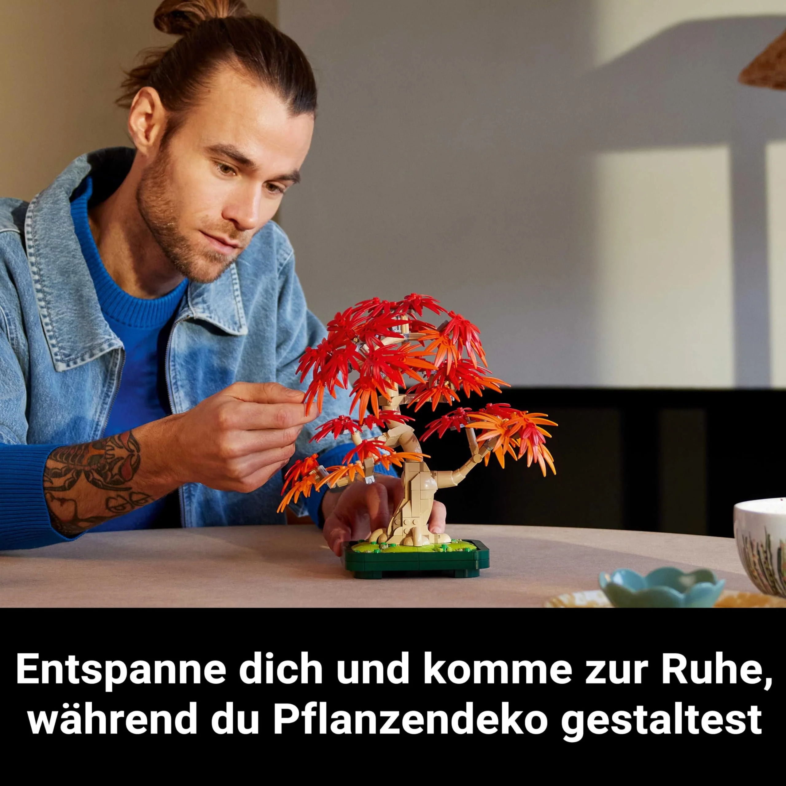 LEGO Botanicals Japanischer Roter Ahorn – Bonsai-Baum - Künstliche Pflanzen Bauset mit roten & orangen Blättern, Plus Schale - Home Dekor - Geschenkidee für Erwachsene - 10348 - Image 10